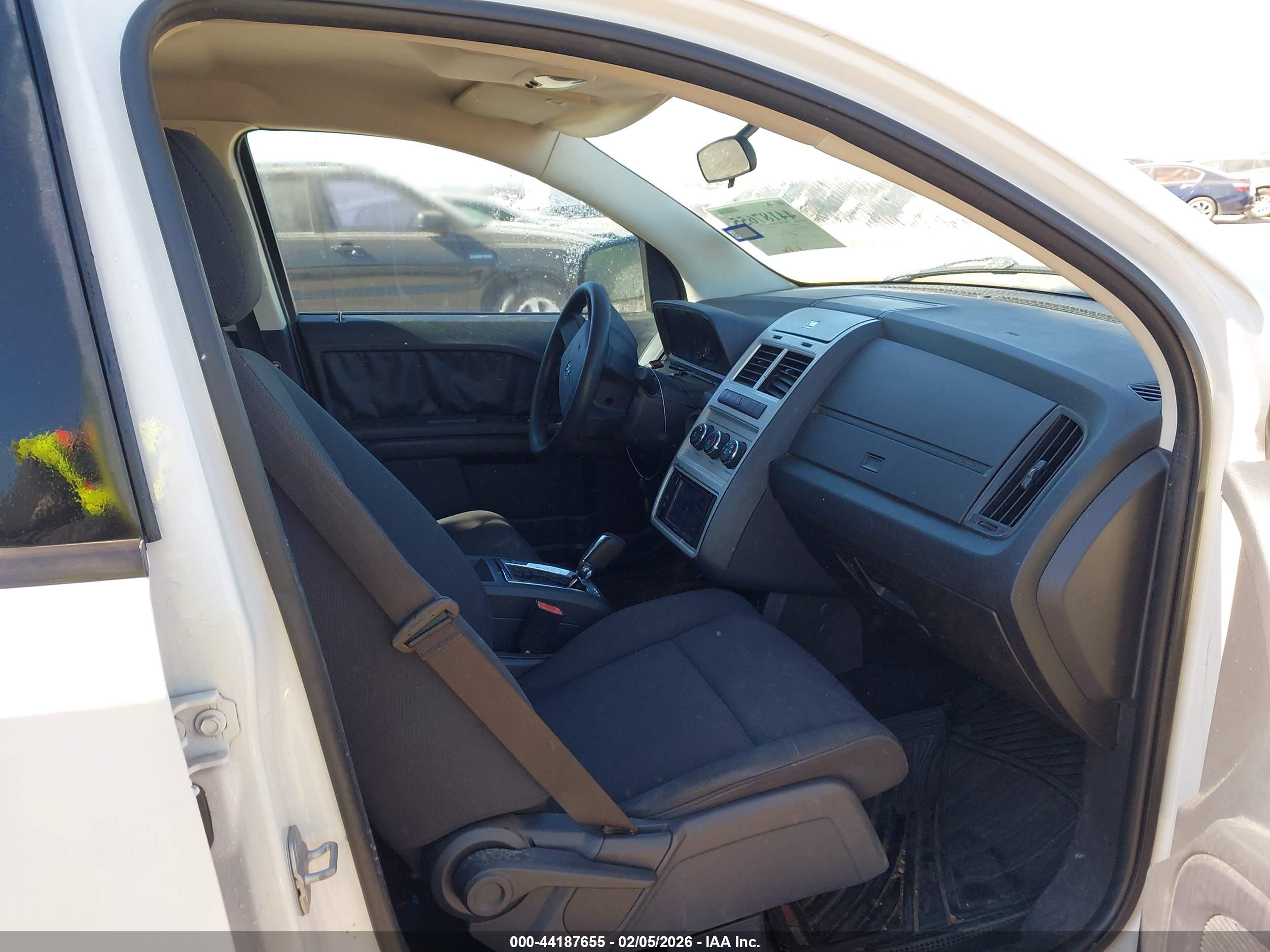 DODGE JOURNEY image 5