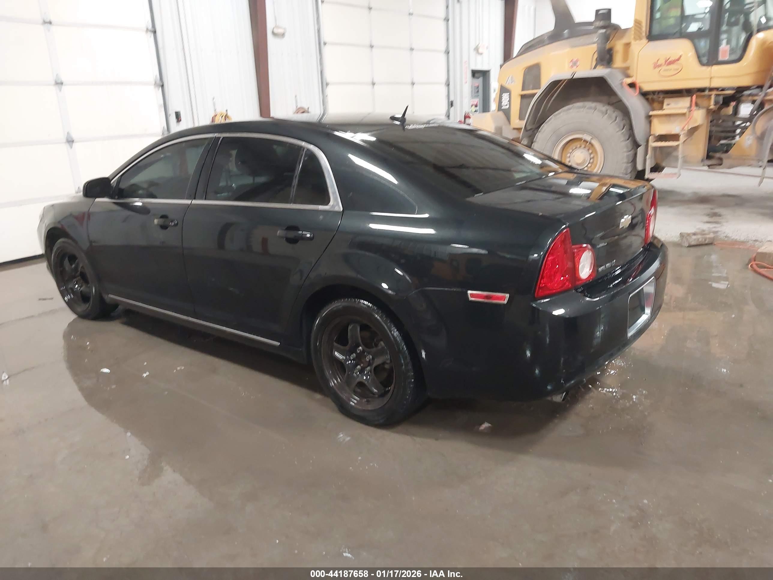 CHEVROLET MALIBU image 3