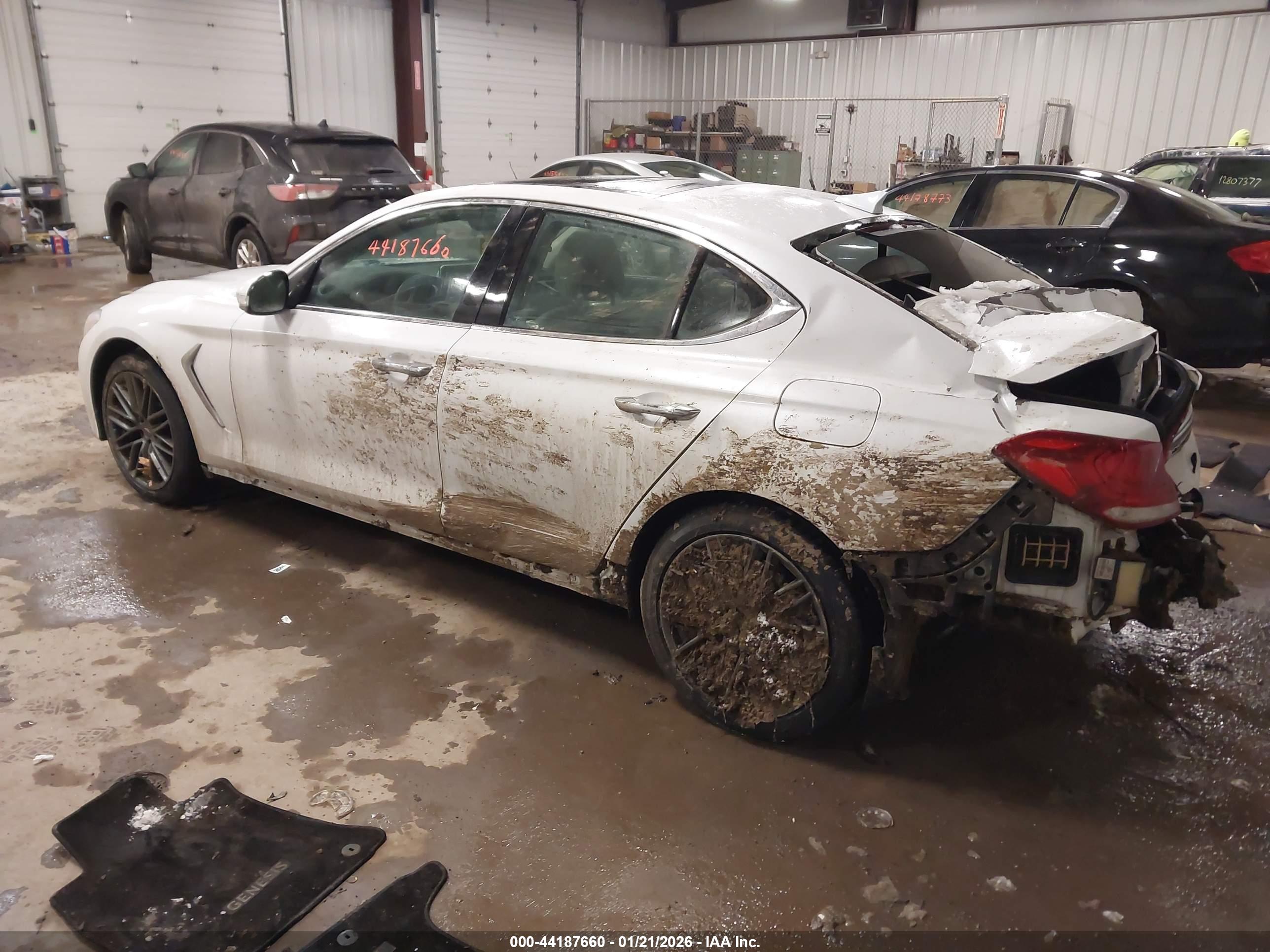 GENESIS G70 image 3