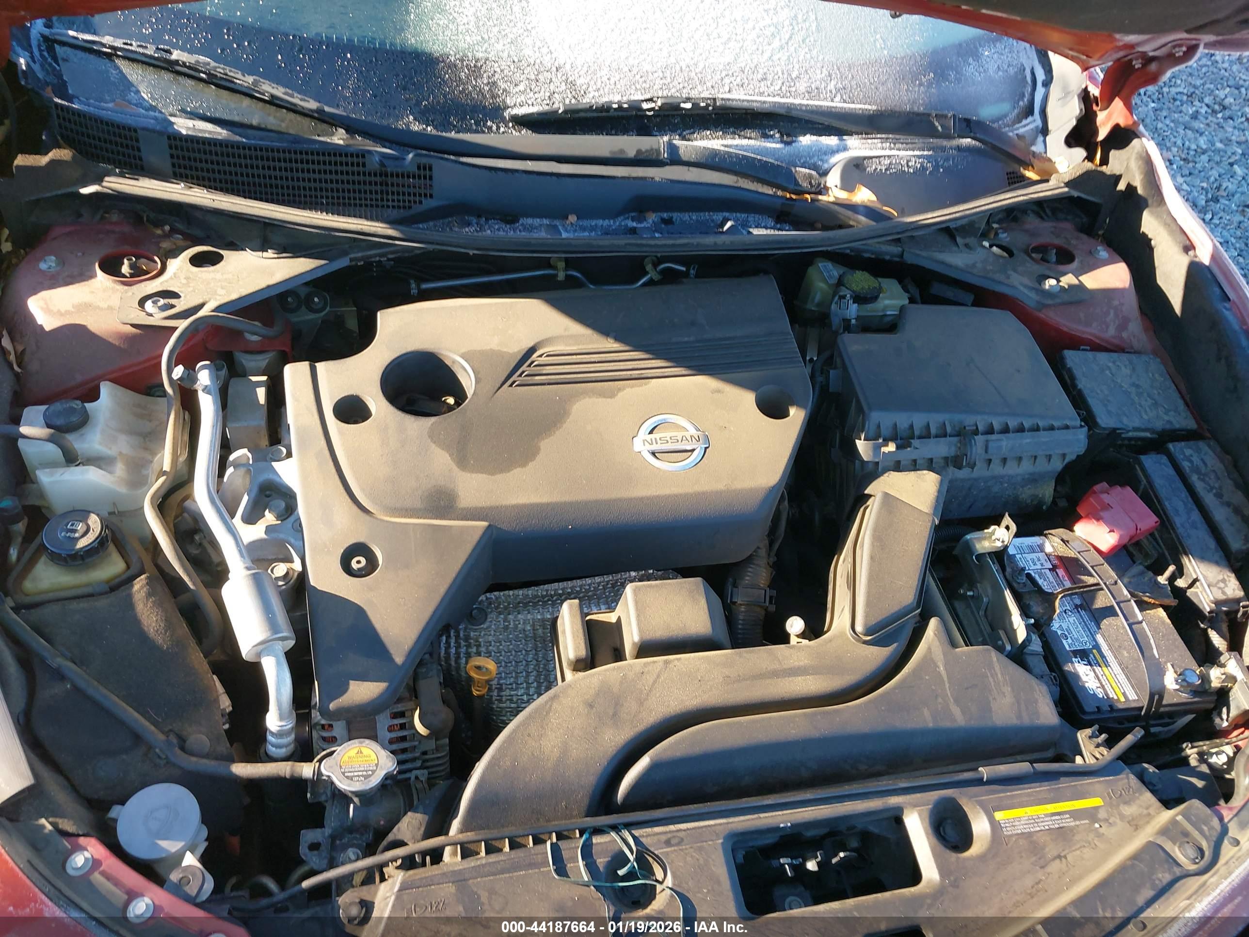 NISSAN ALTIMA image 10