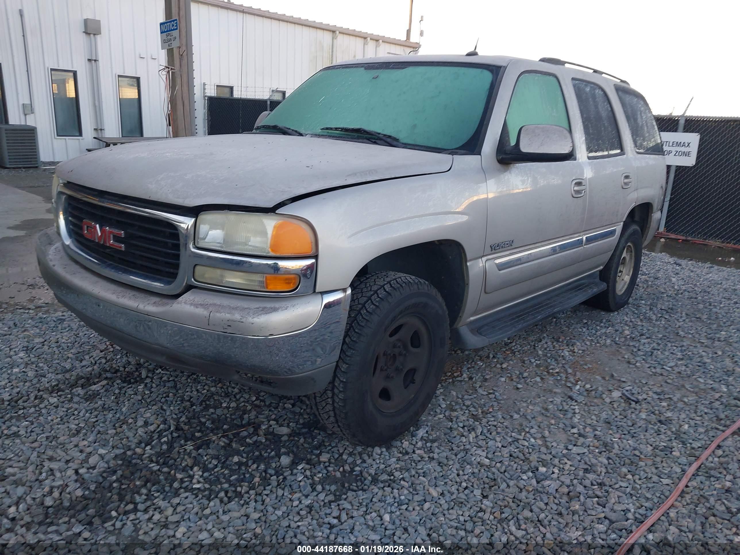 GMC YUKON image 2
