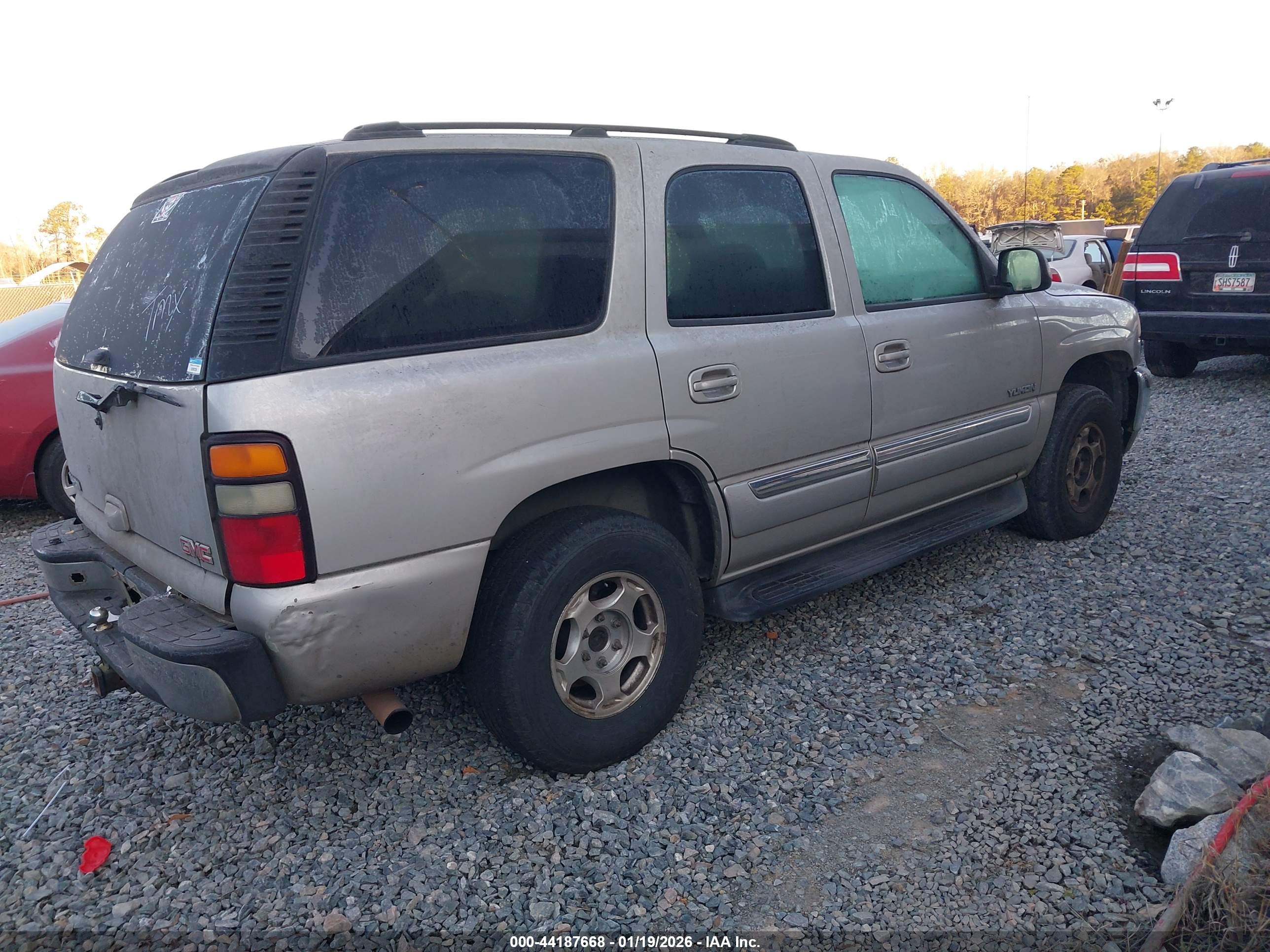 GMC YUKON image 4
