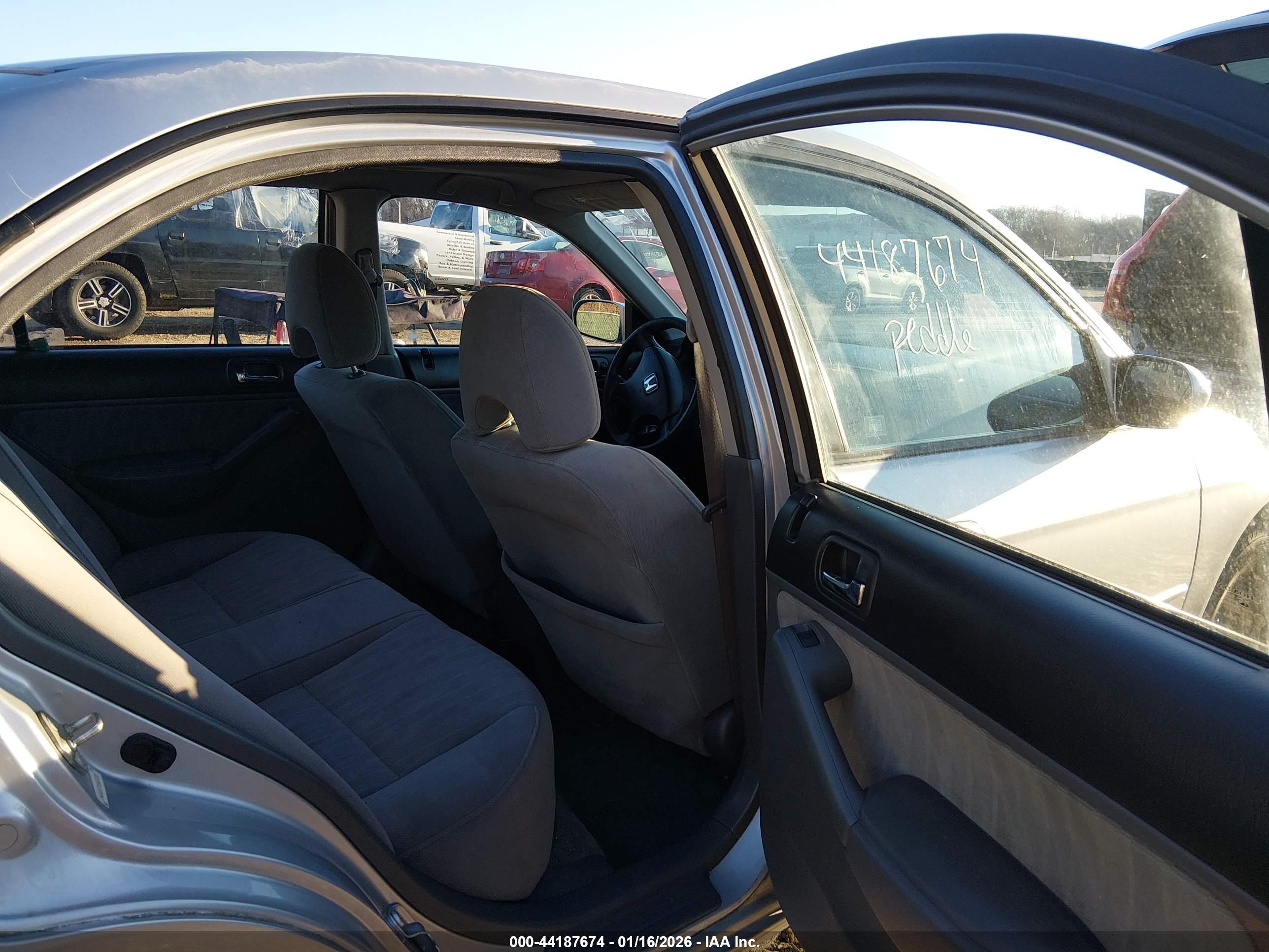 HONDA CIVIC image 8