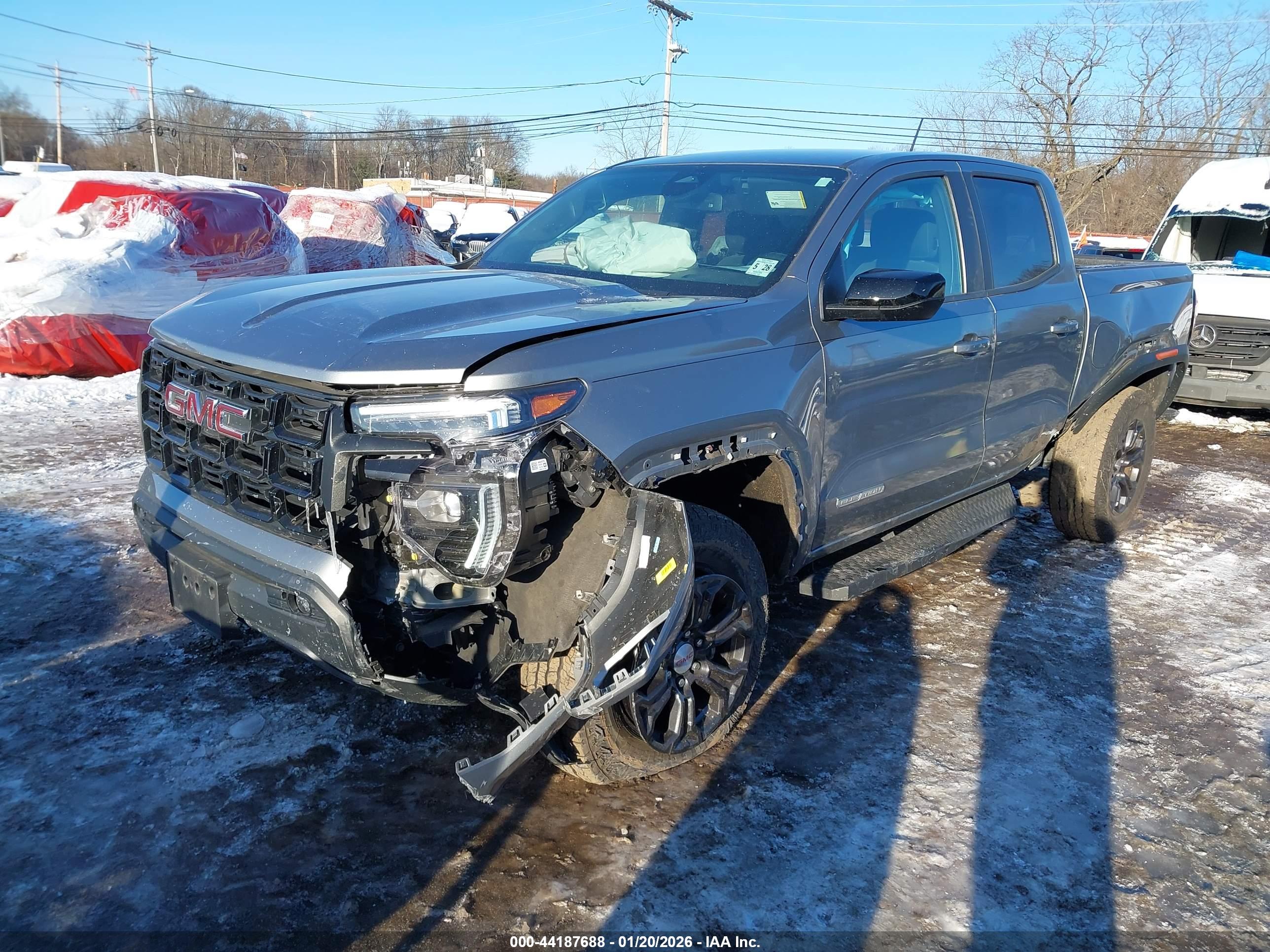 GMC CANYON image 6