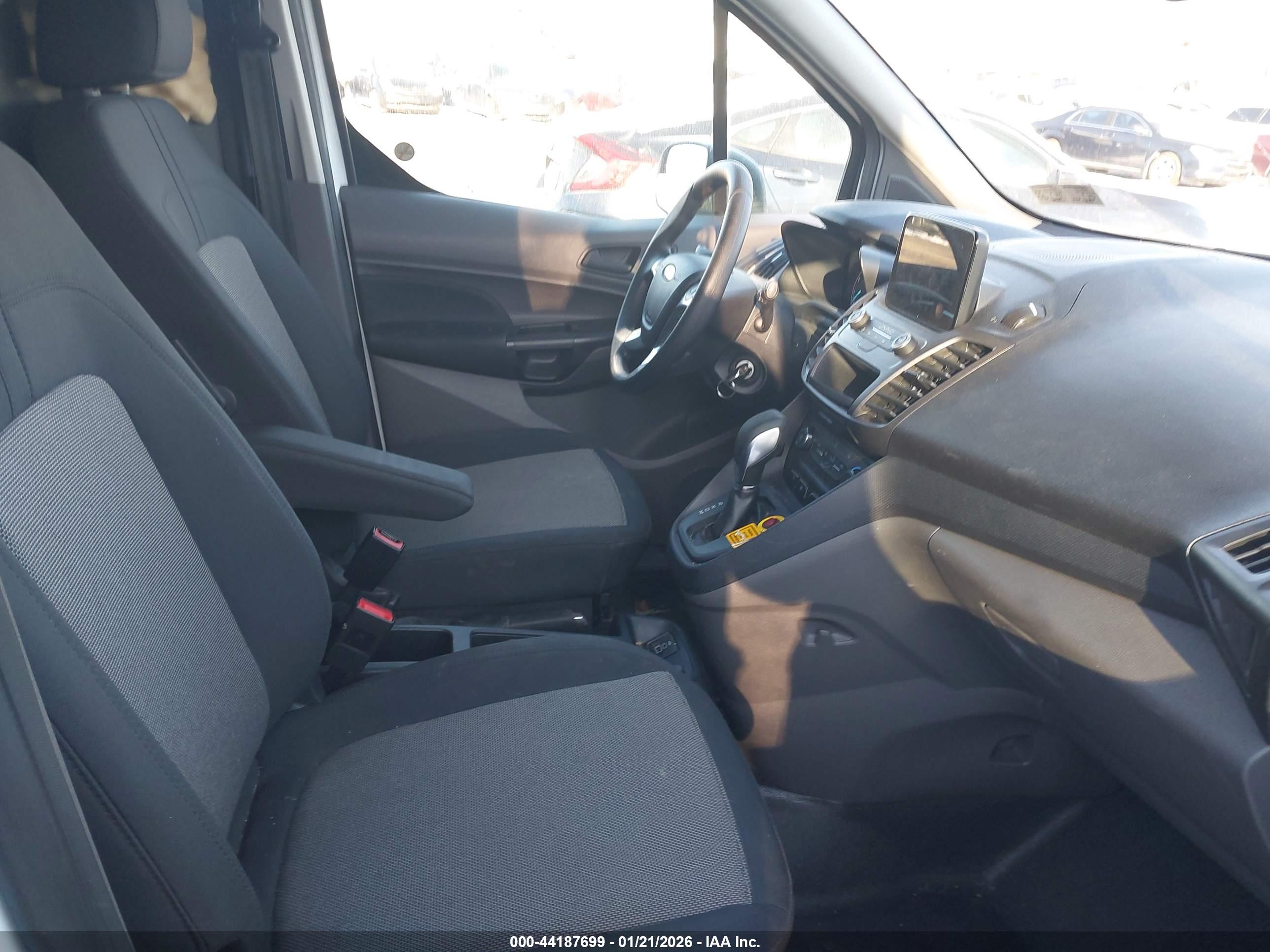 FORD TRANSIT image 5