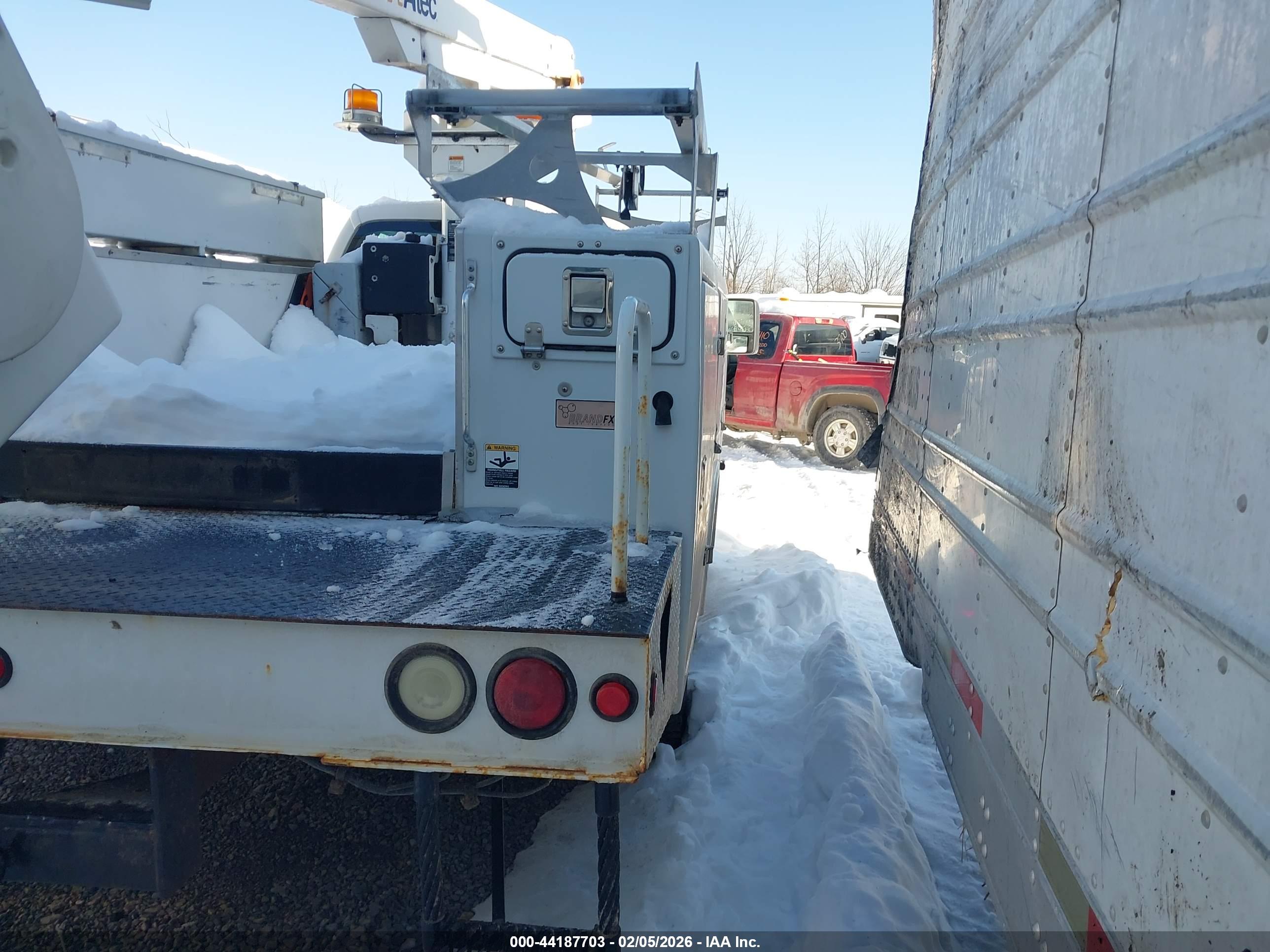 FORD F-450 image 4