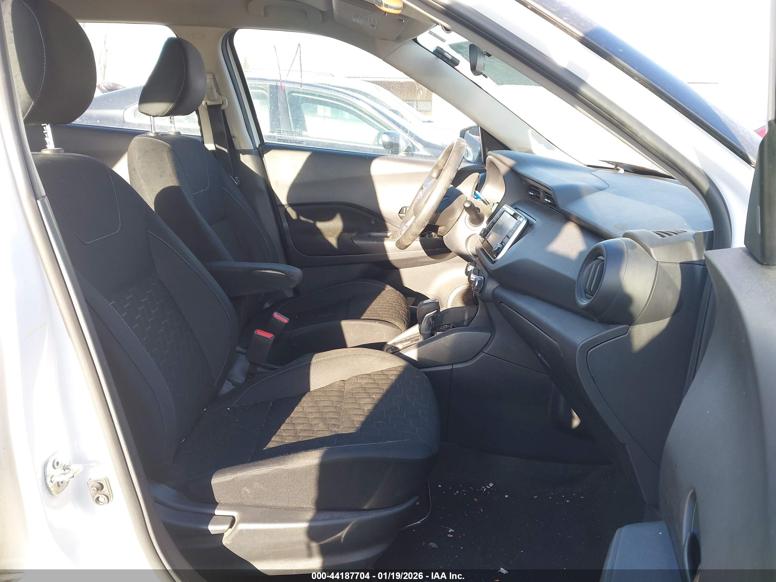 NISSAN KICKS image 5