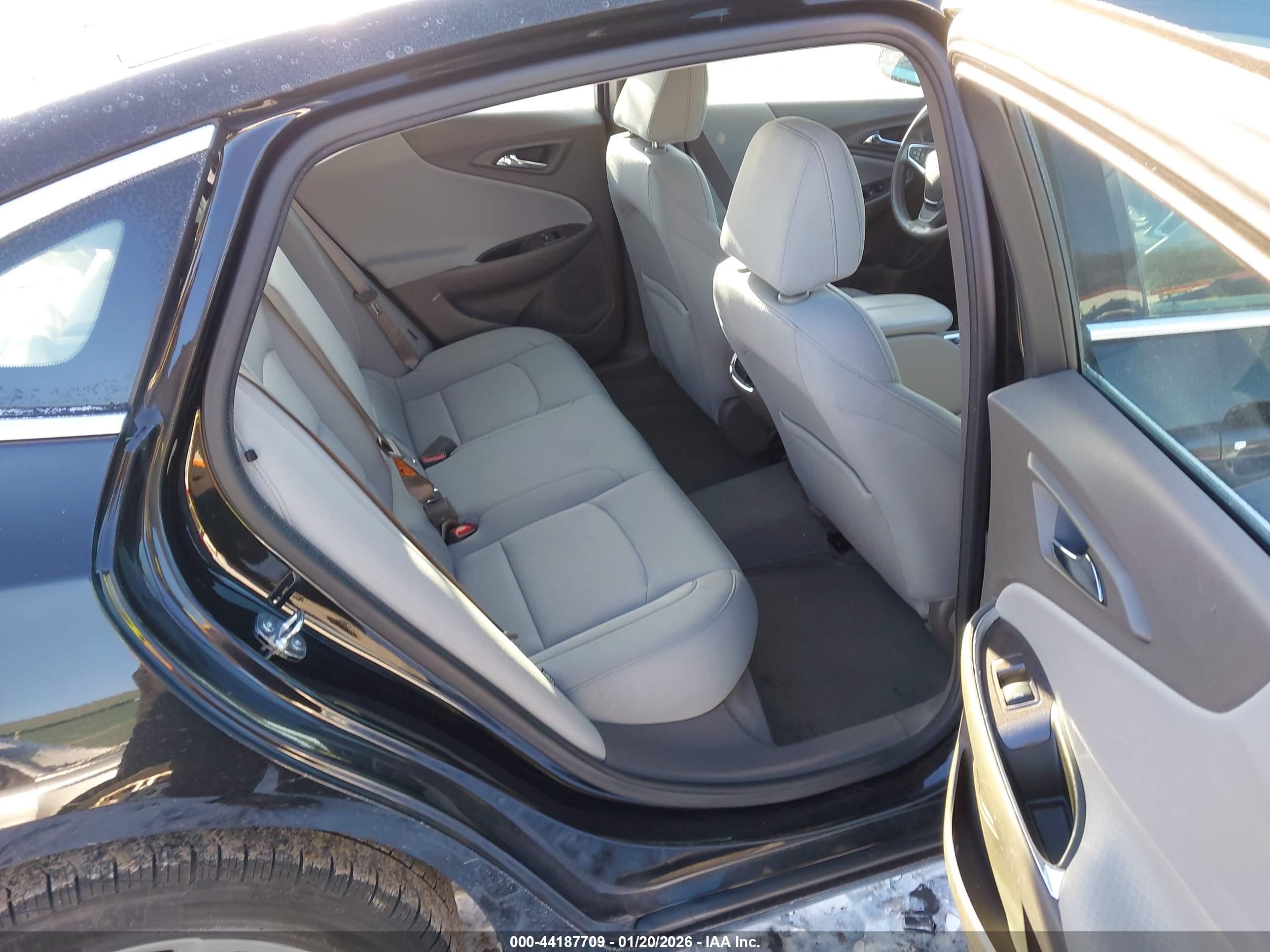 CHEVROLET MALIBU image 8