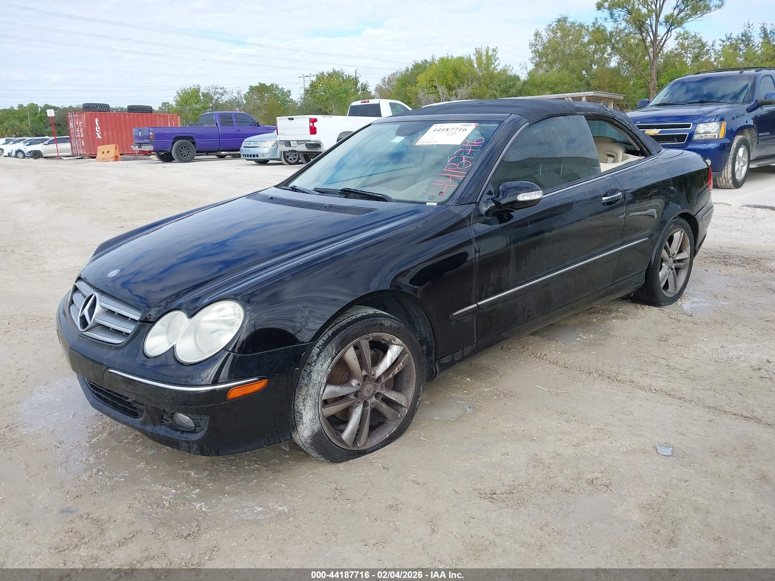 MERCEDES-BENZ CLK image 2