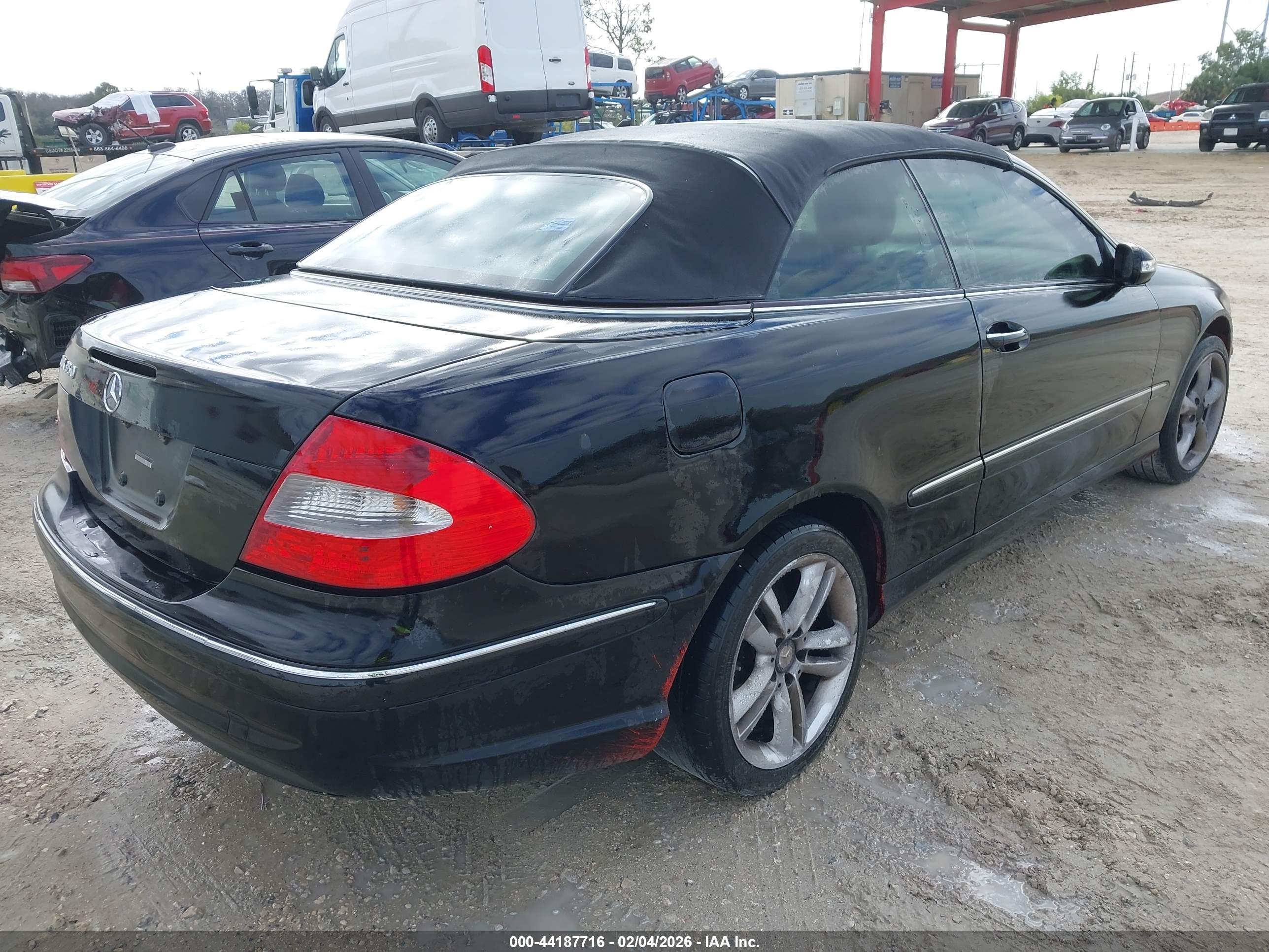 MERCEDES-BENZ CLK image 4