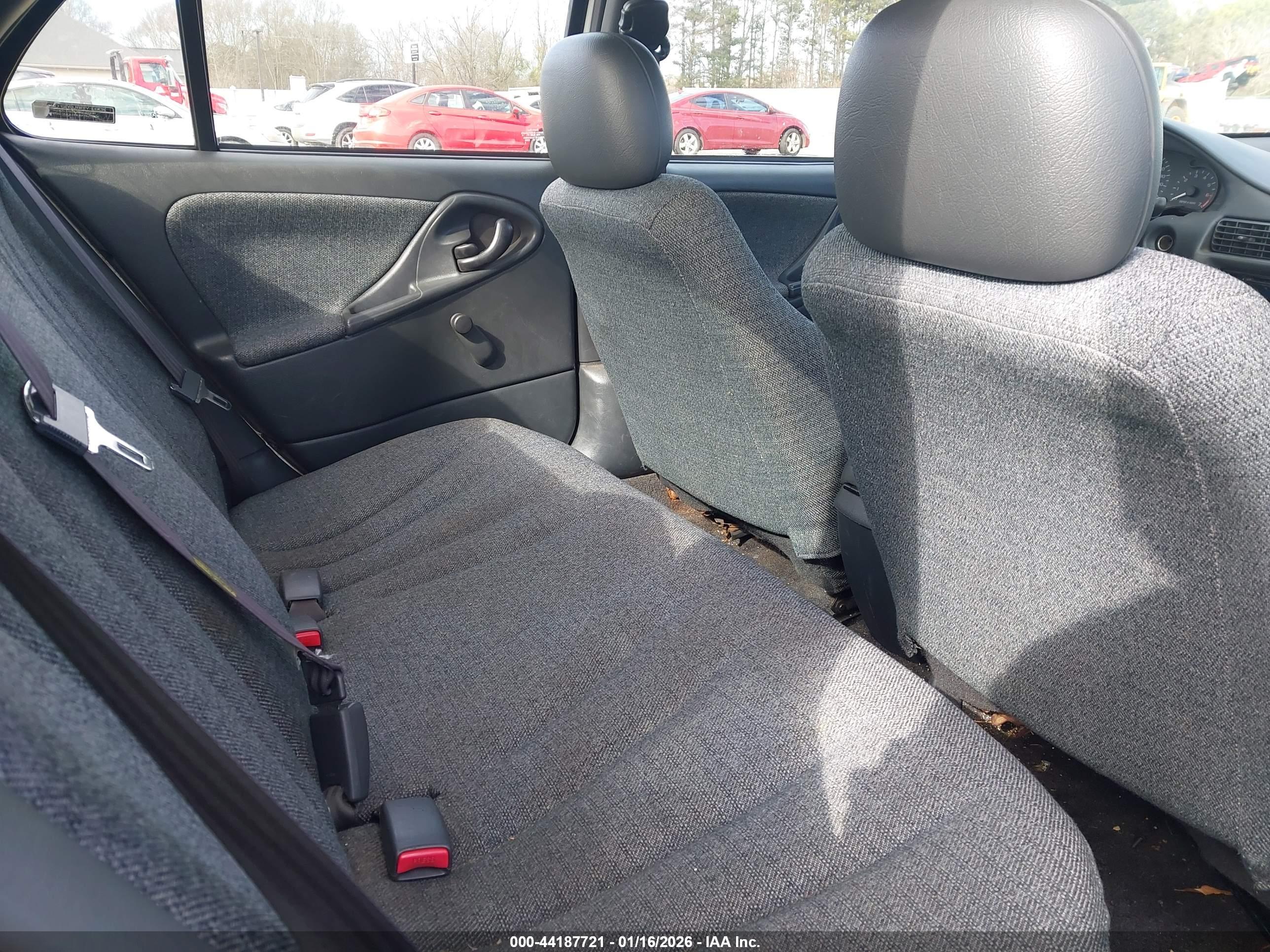CHEVROLET CAVALIER image 8