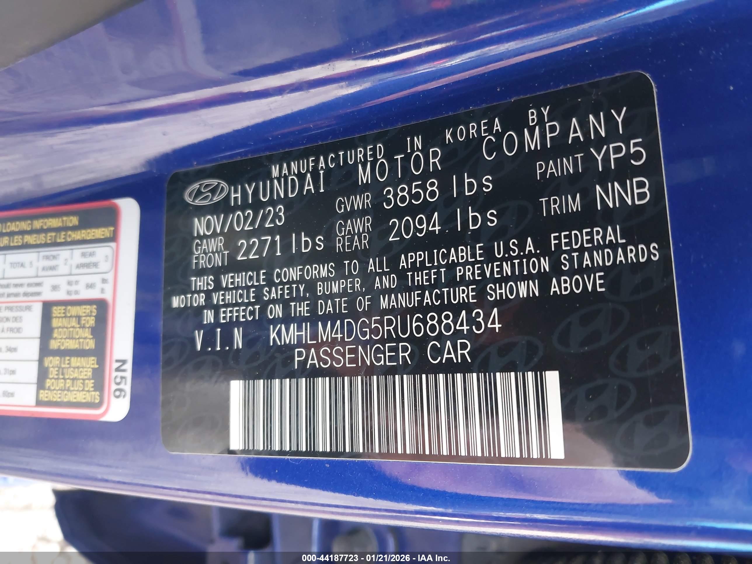 HYUNDAI ELANTRA image 9