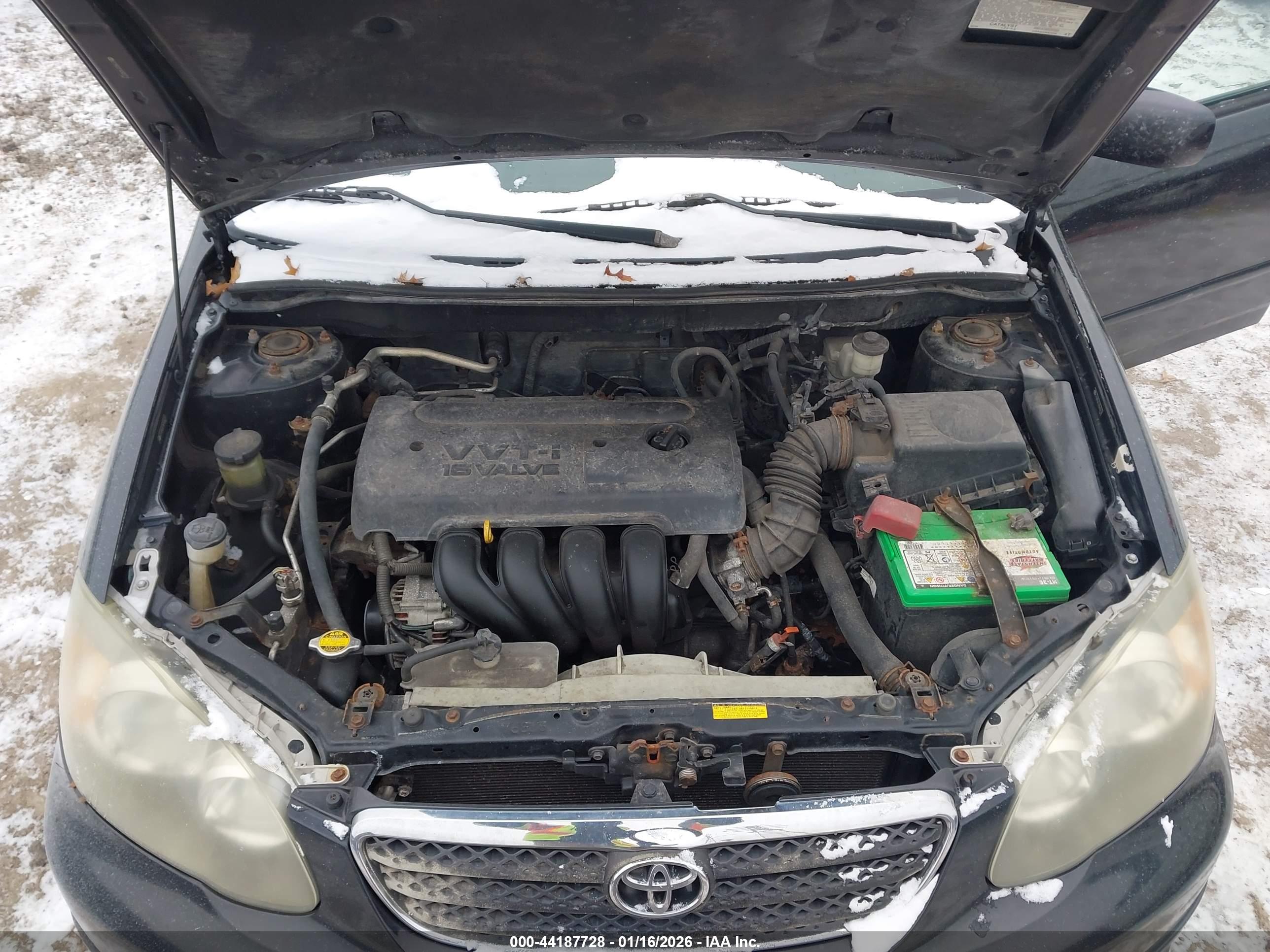 TOYOTA COROLLA image 10