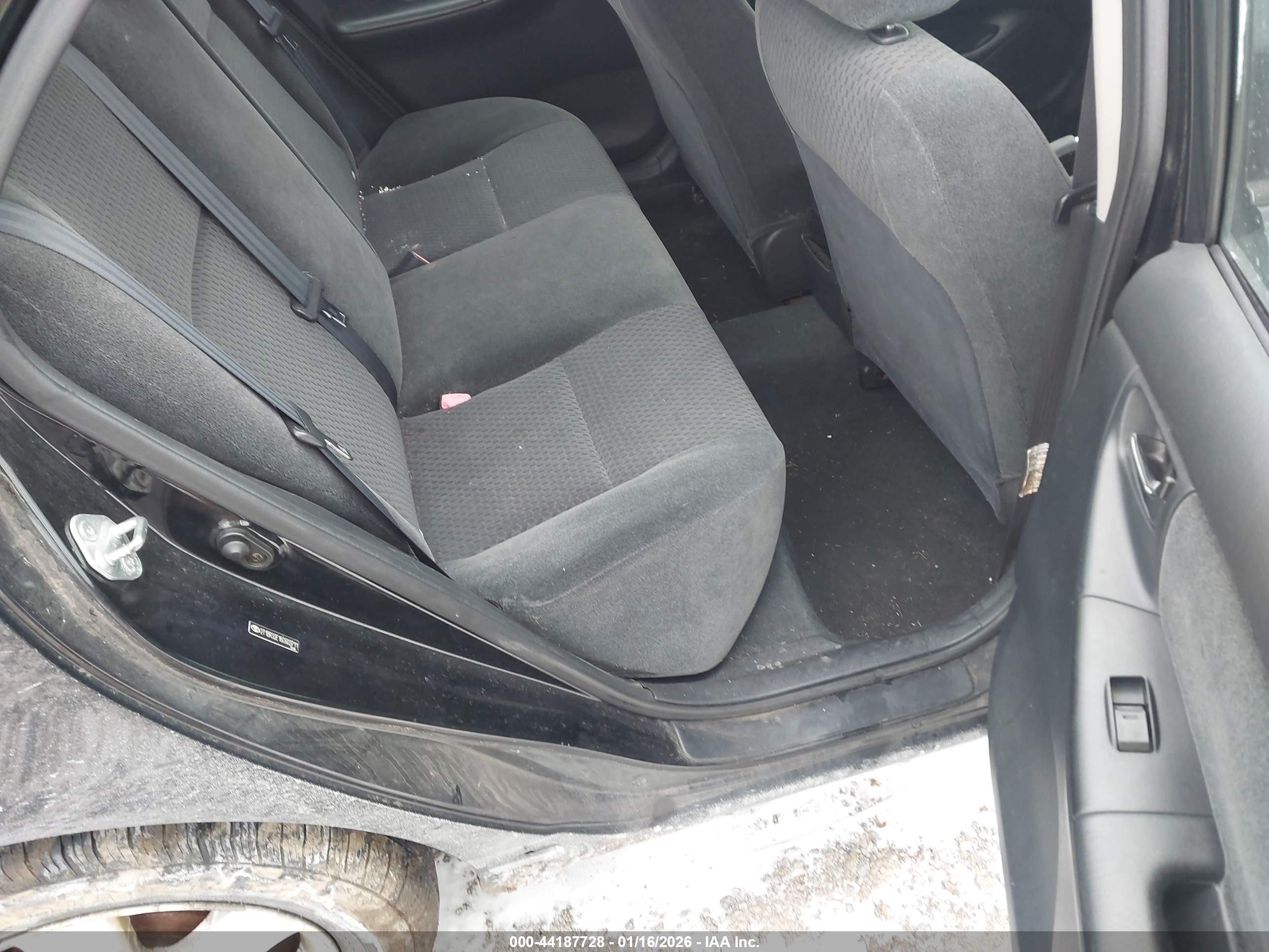 TOYOTA COROLLA image 8