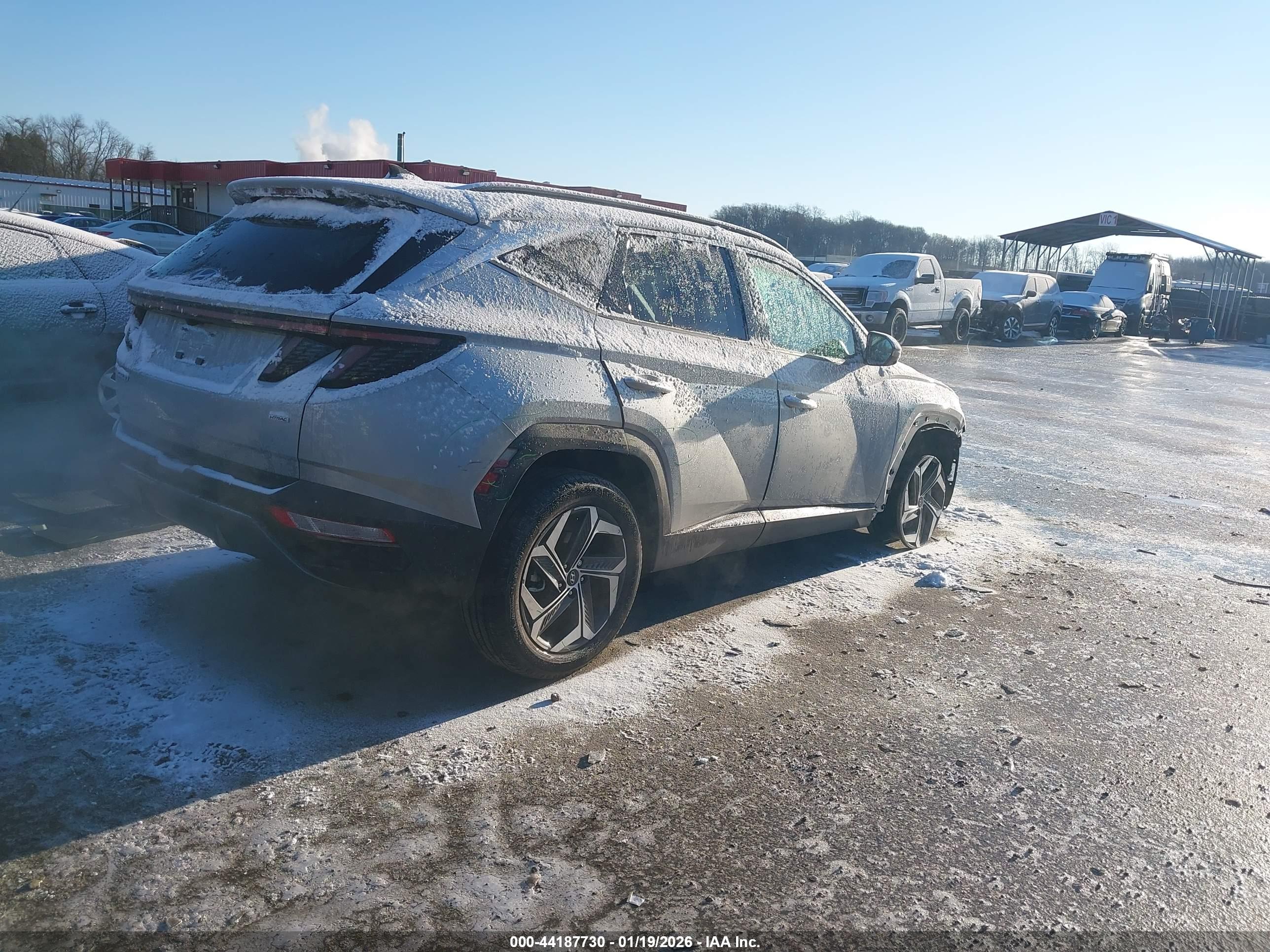 HYUNDAI TUCSON image 4