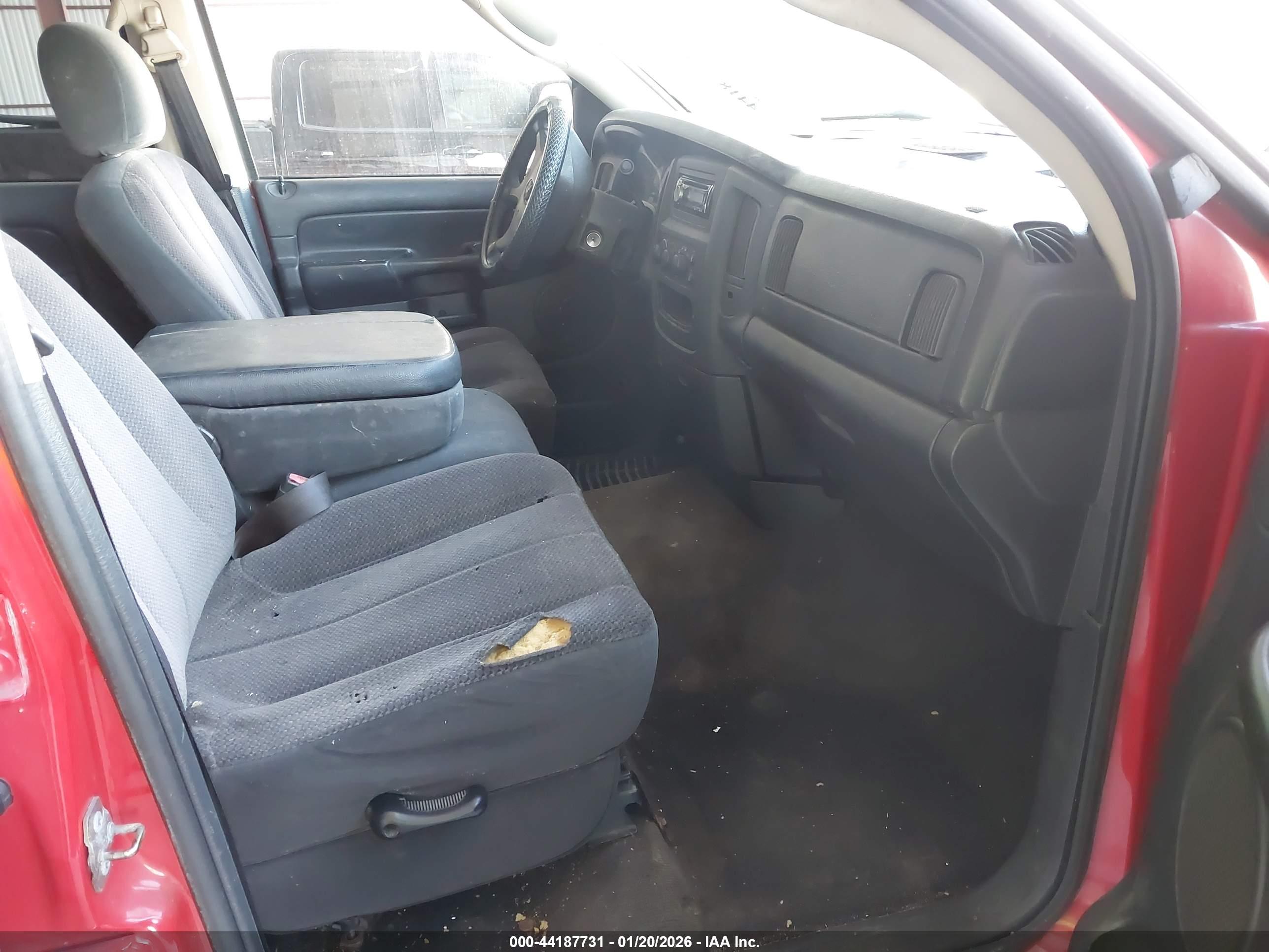 DODGE RAM image 5