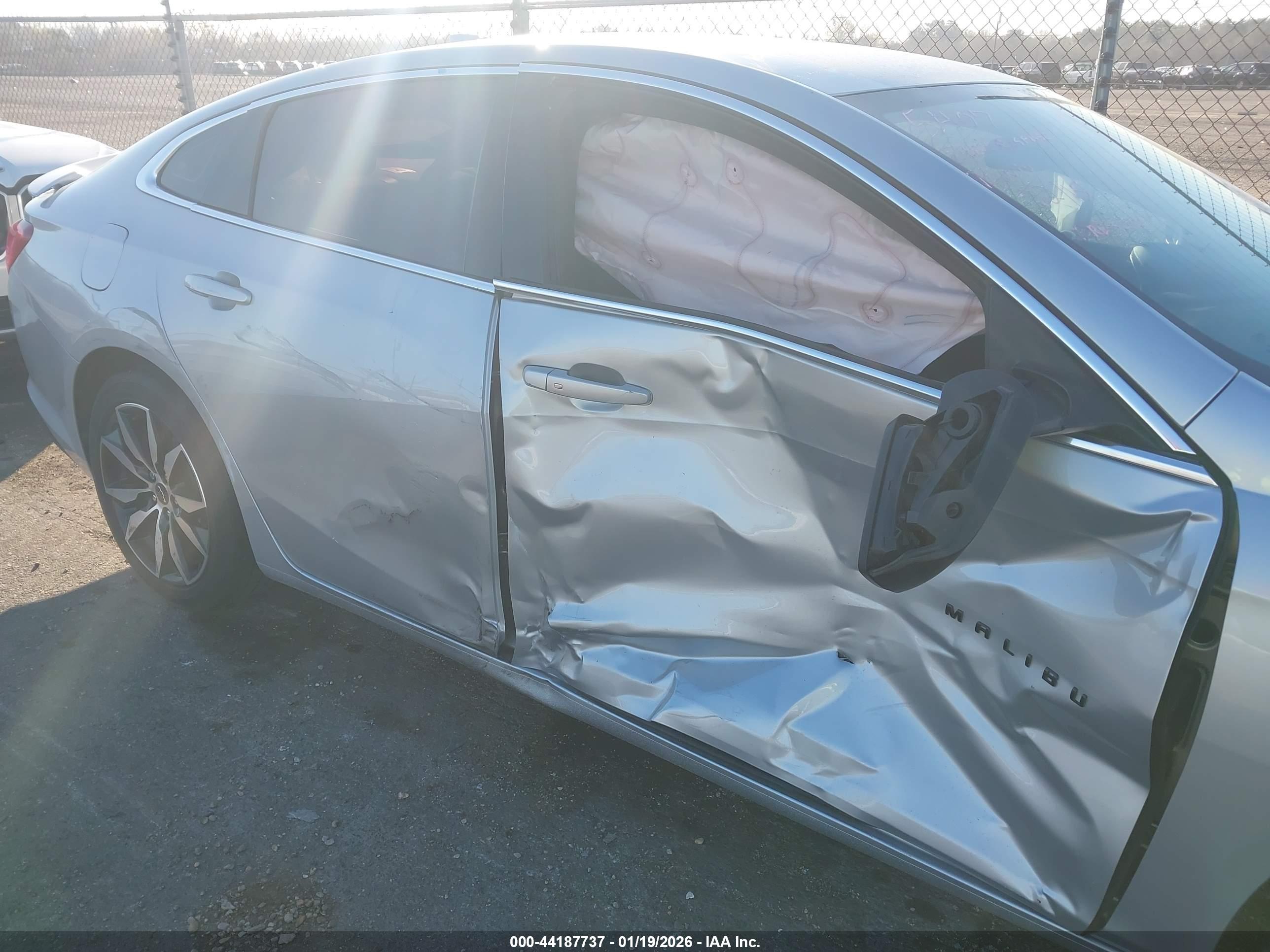 CHEVROLET MALIBU image 6