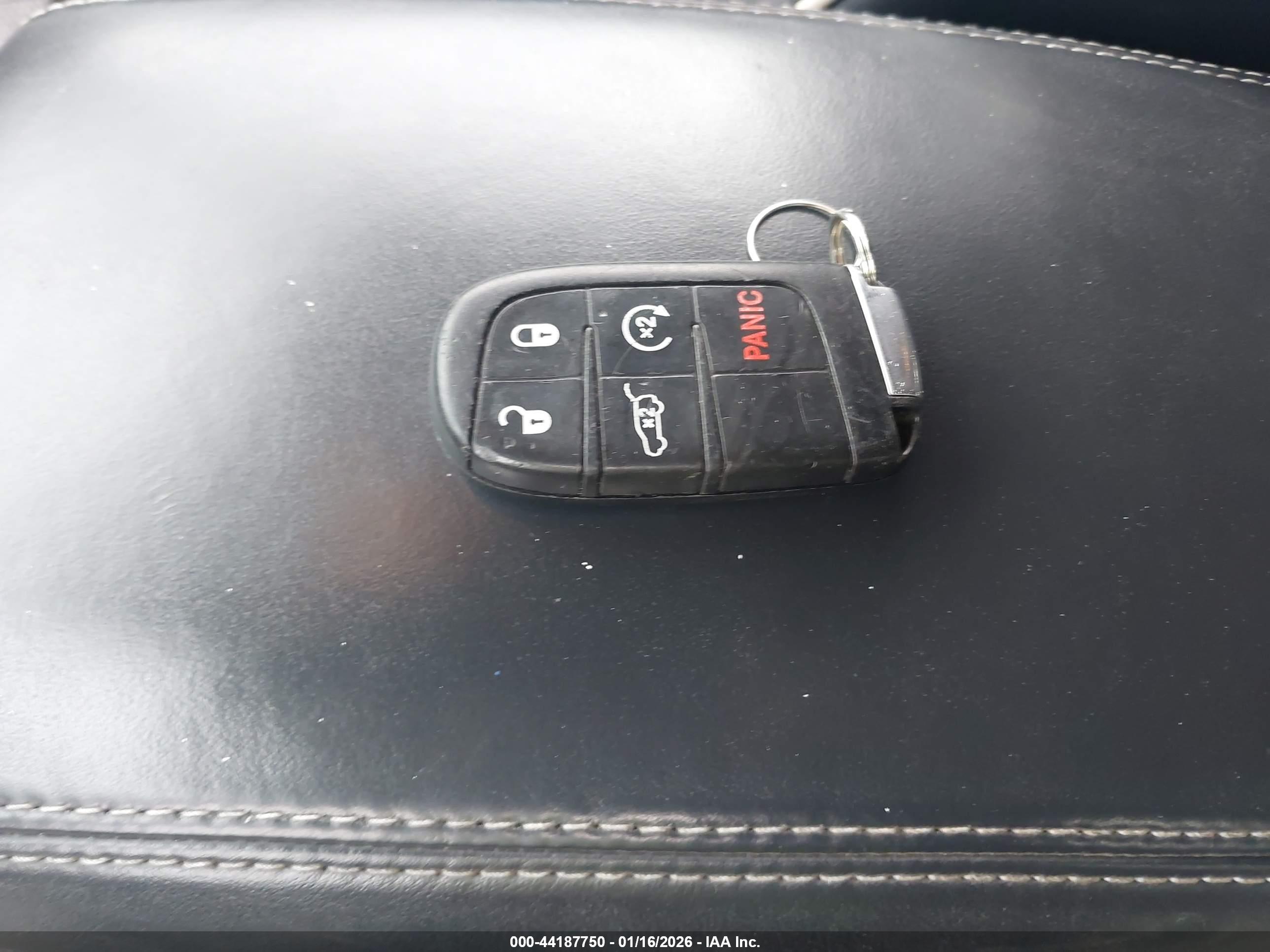 JEEP GRAND image 11