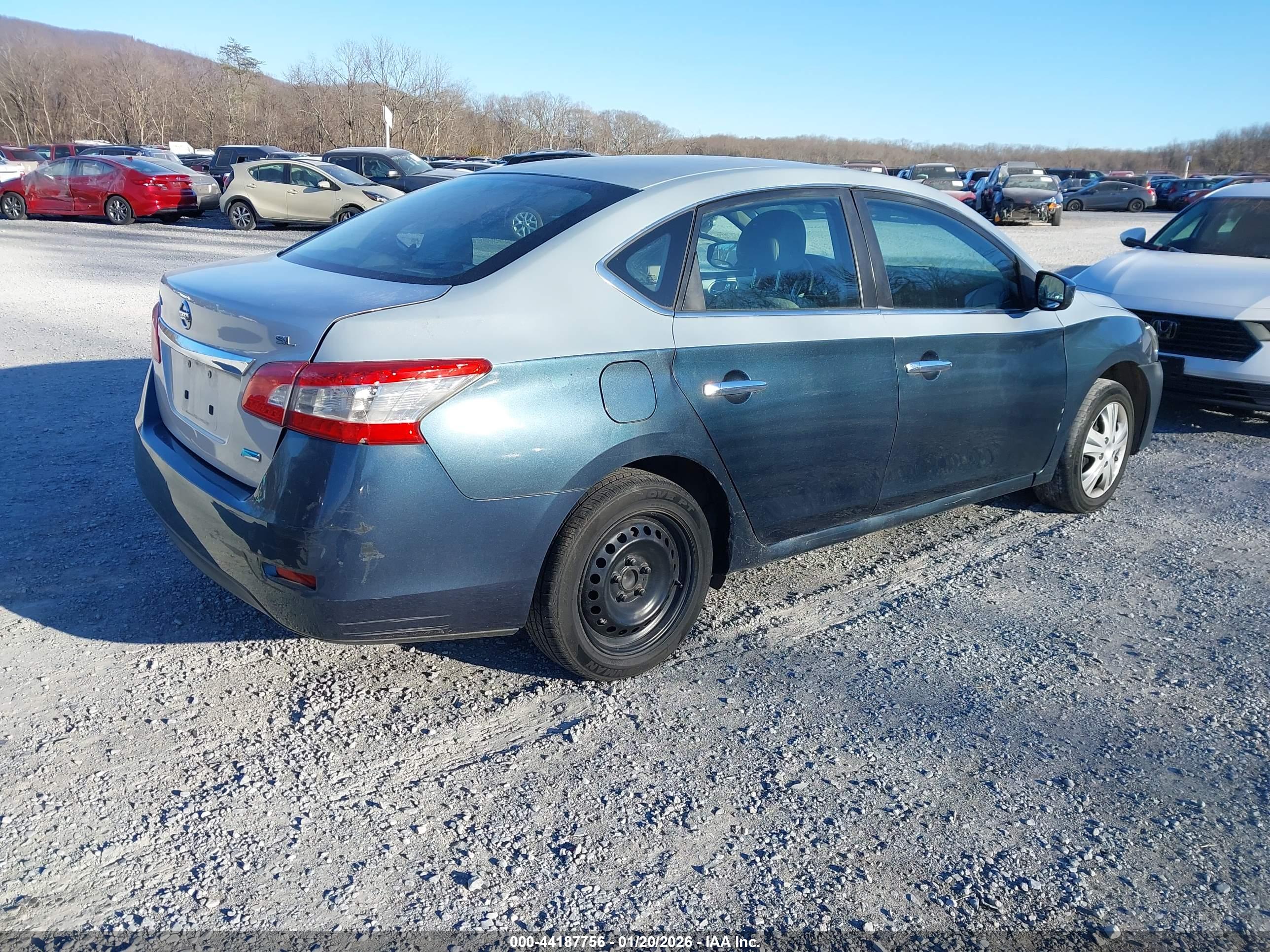 NISSAN SENTRA image 4