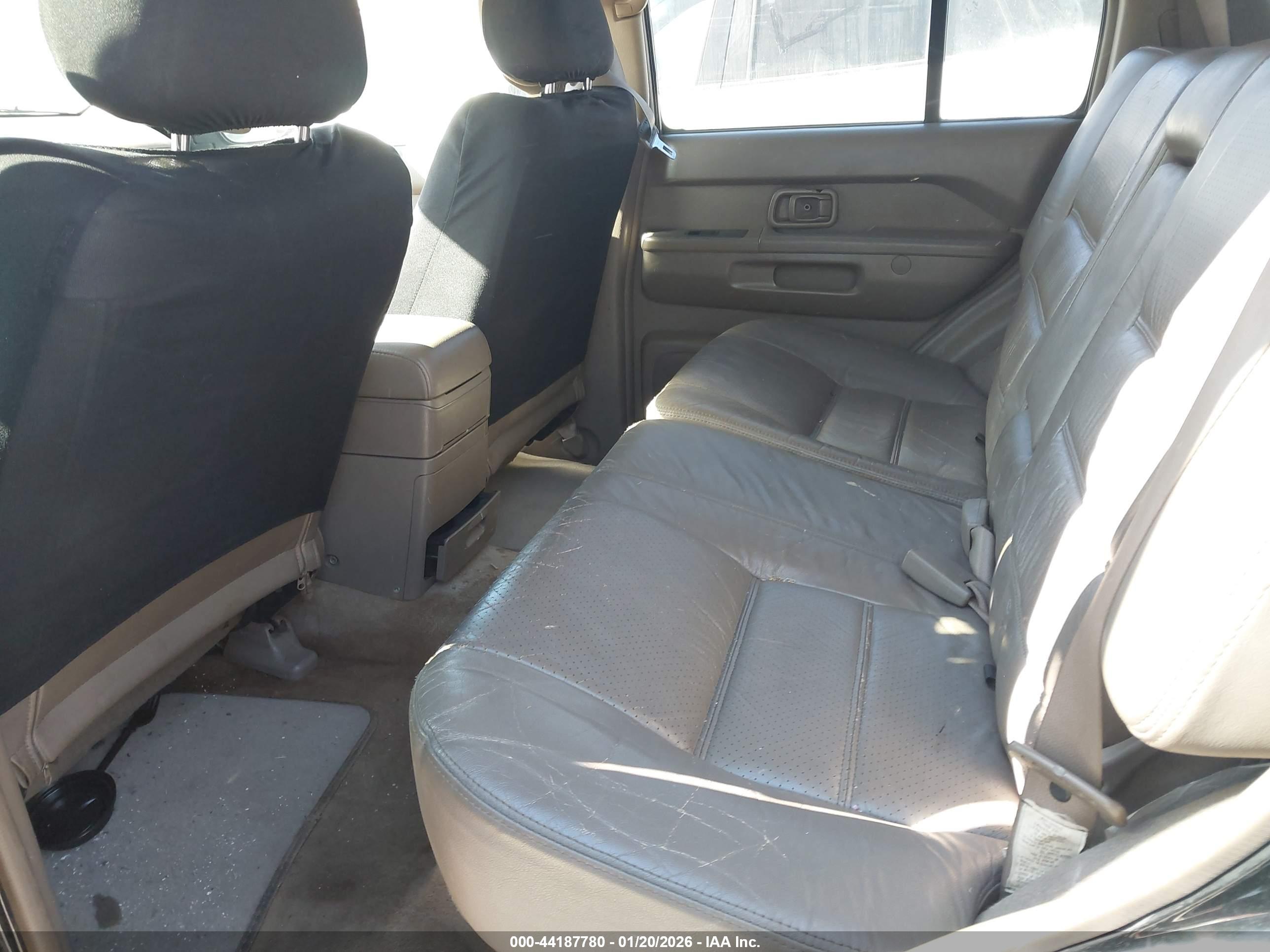 NISSAN PATHFINDER image 8