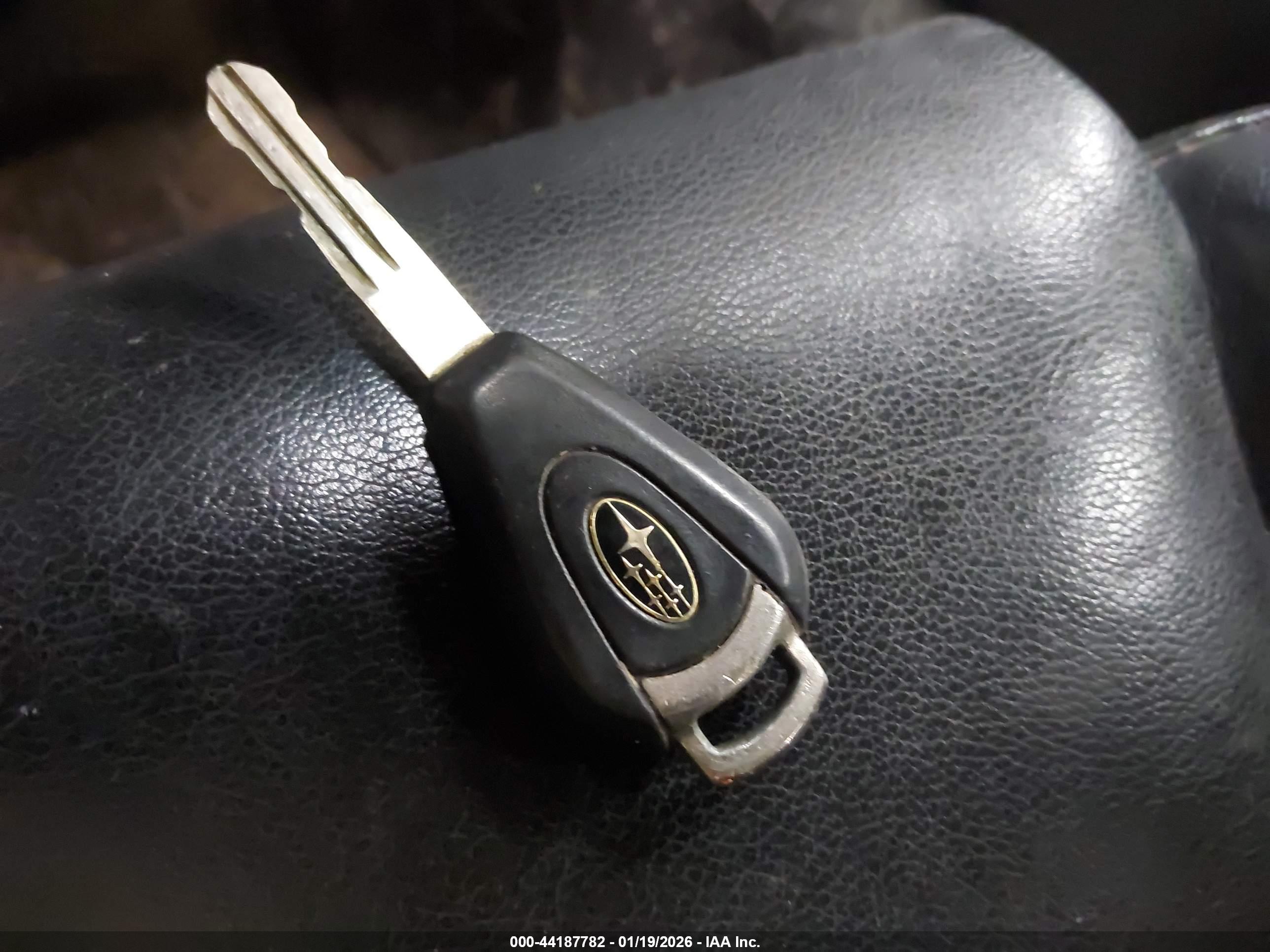 SUBARU OUTBACK image 11