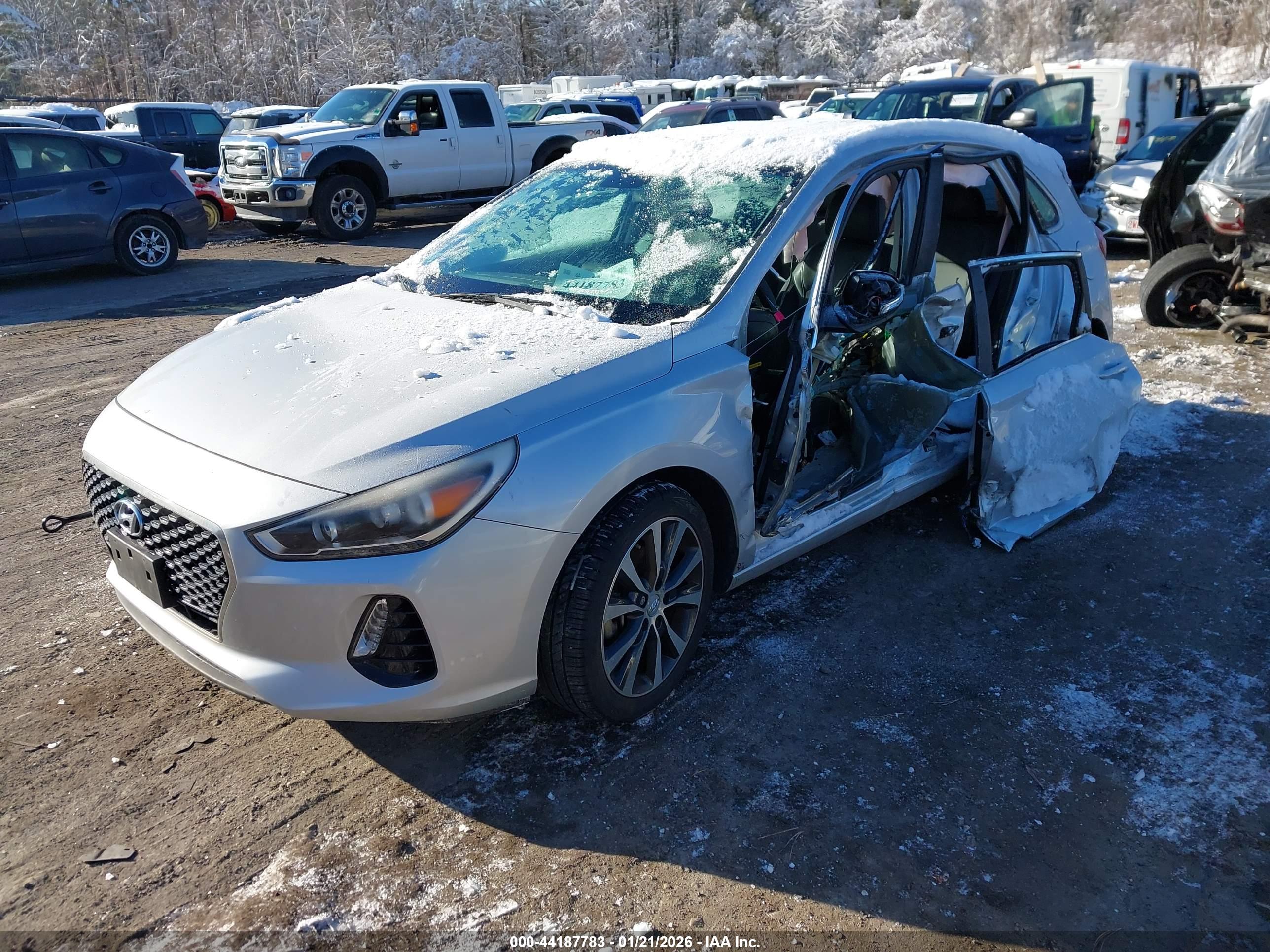 HYUNDAI ELANTRA image 2