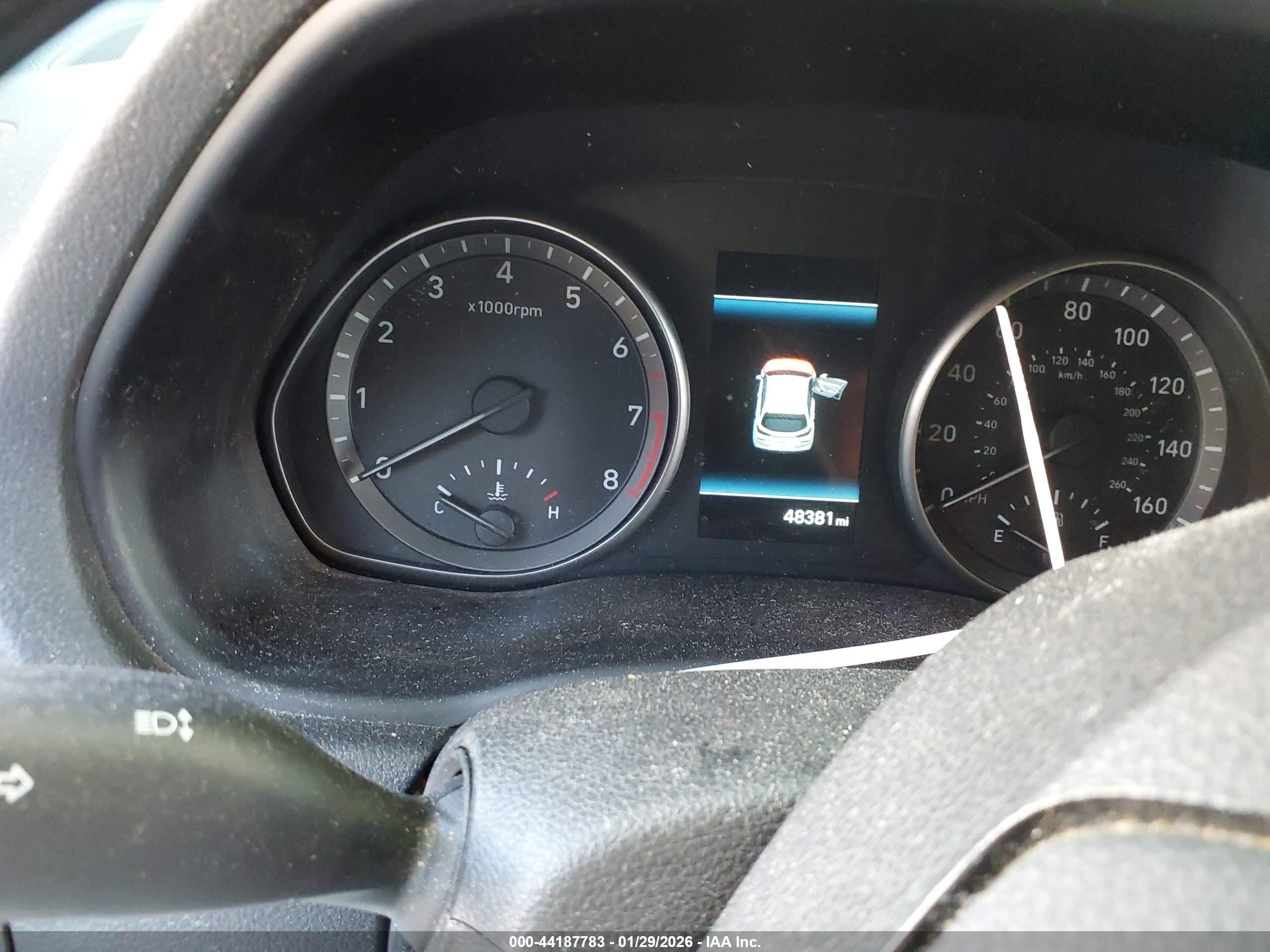 HYUNDAI ELANTRA image 7