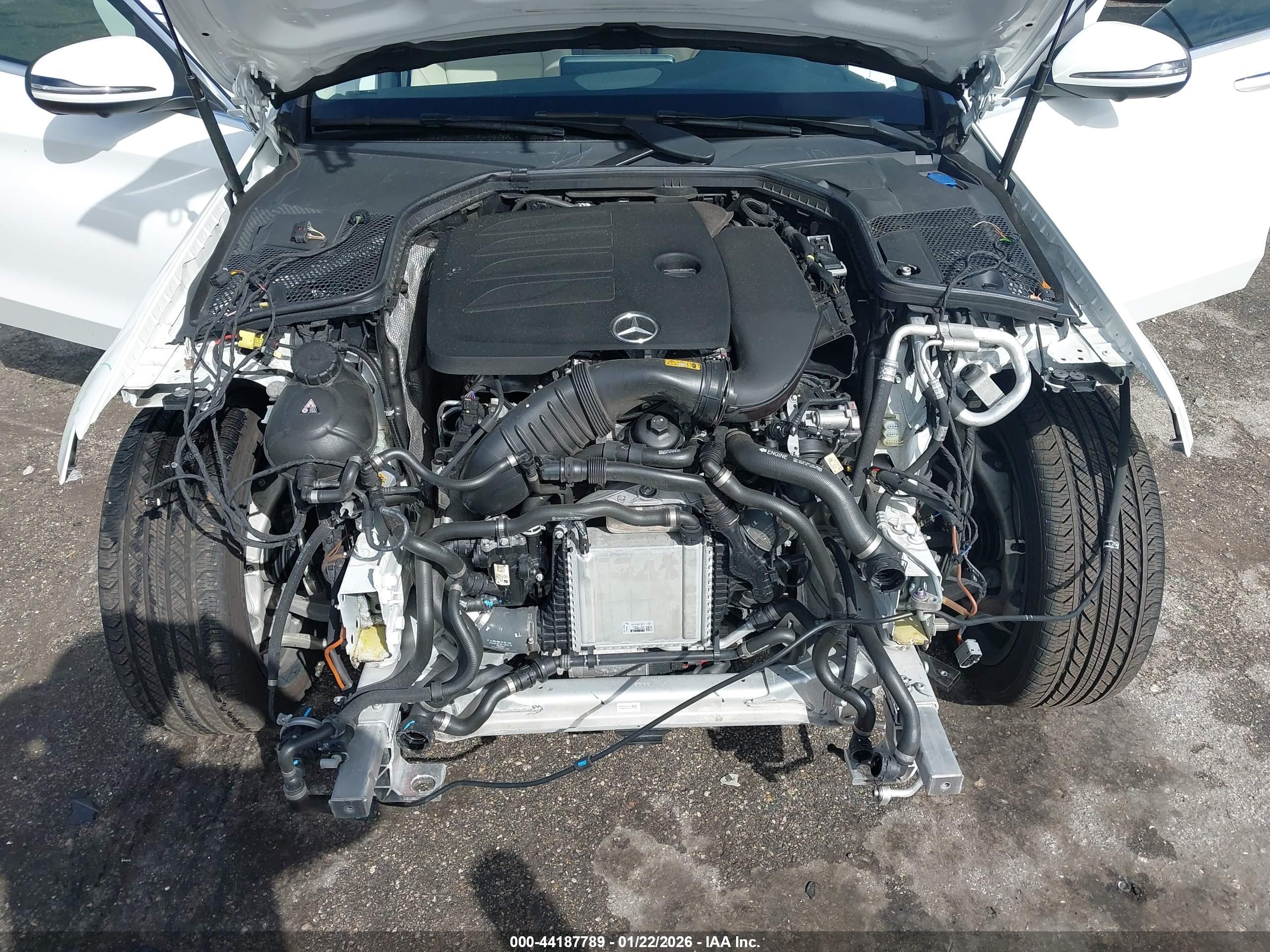 MERCEDES-BENZ C image 10