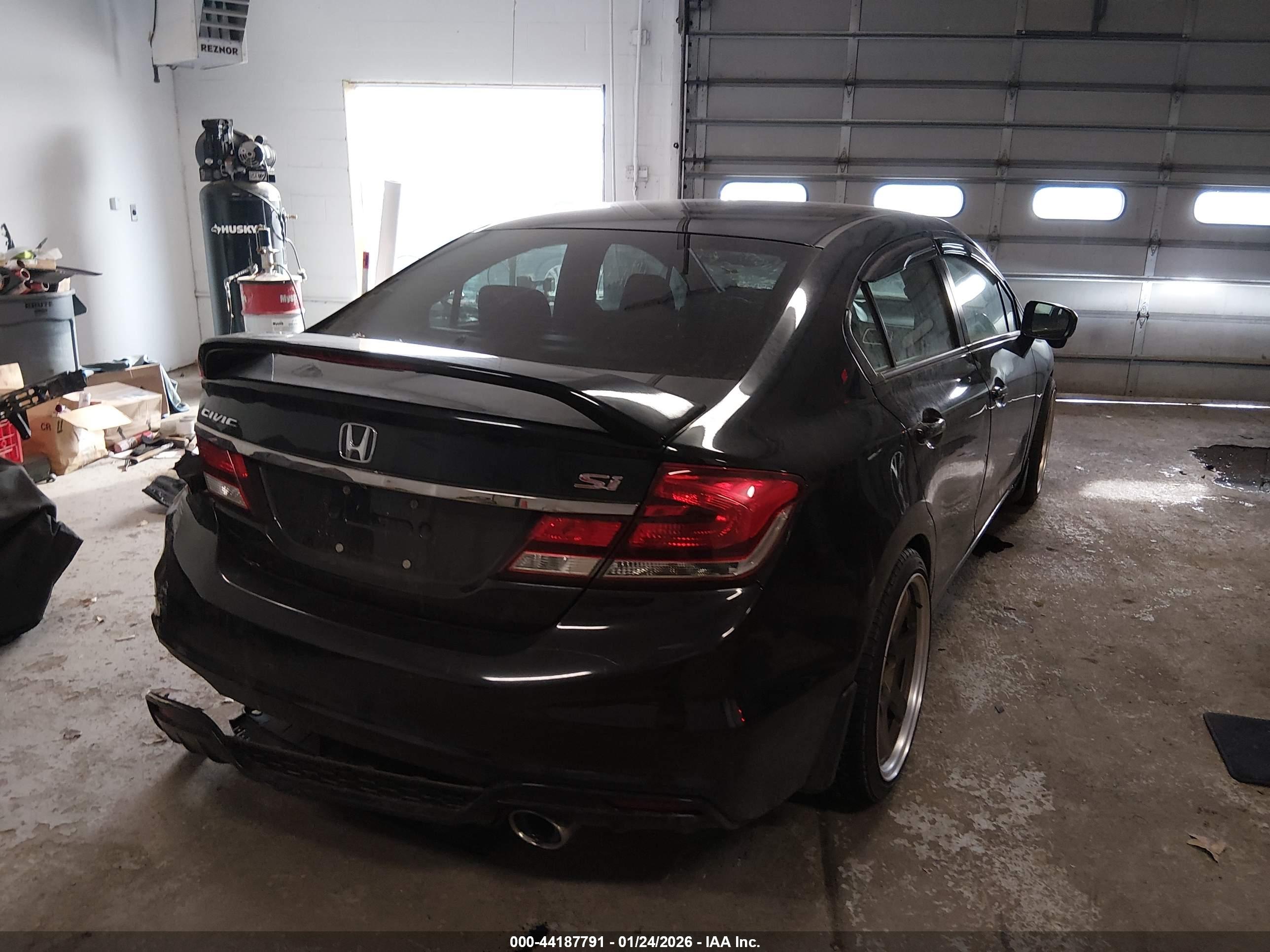 HONDA CIVIC image 4