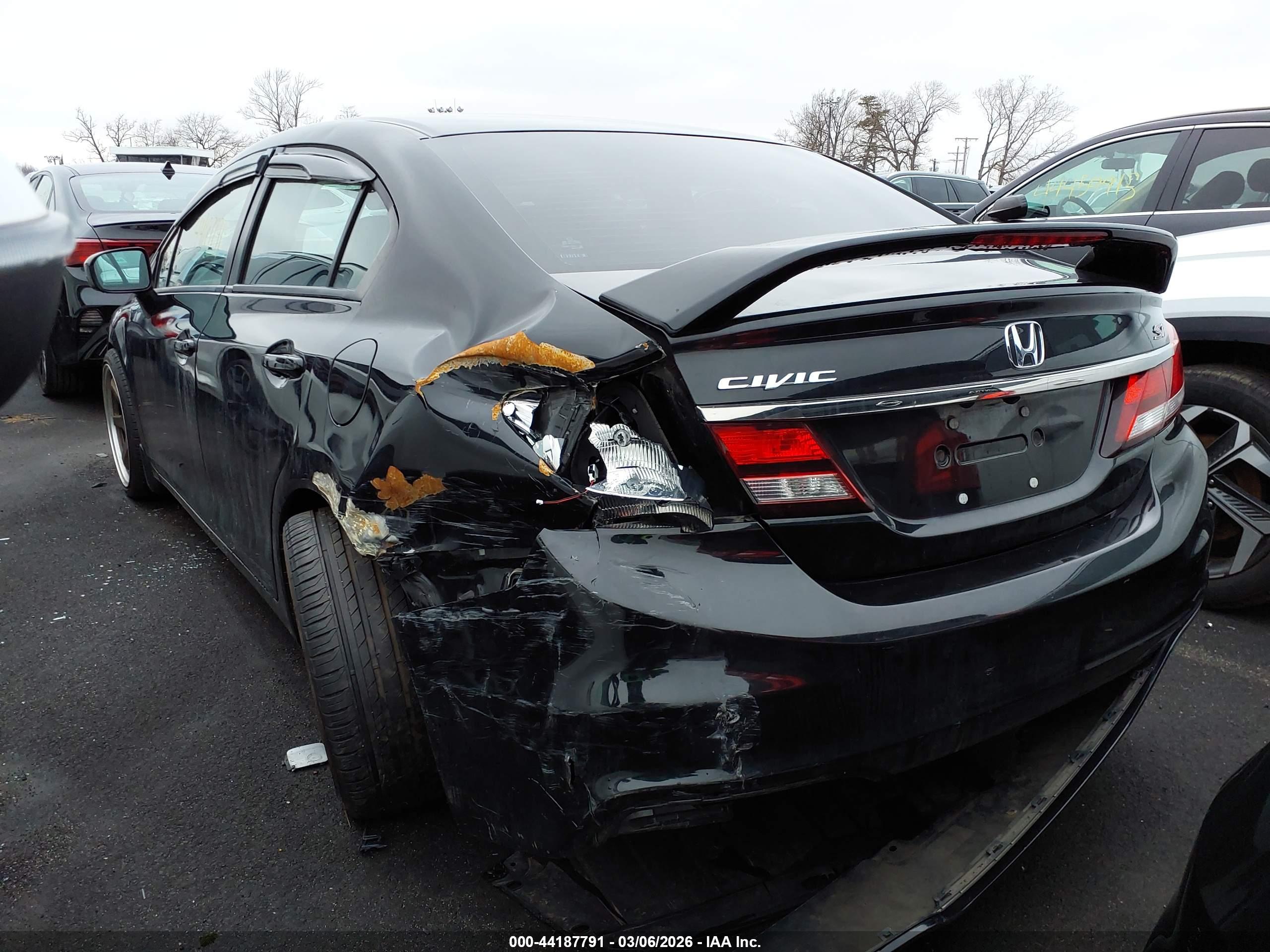 HONDA CIVIC image 6