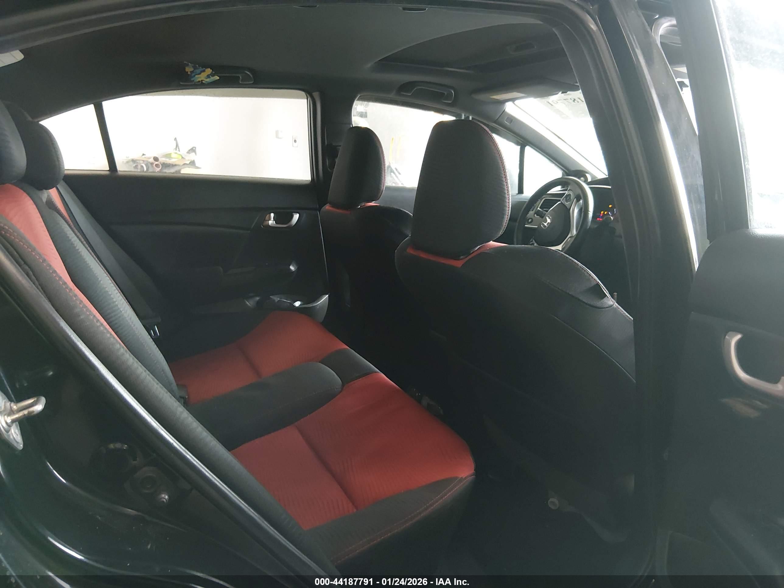 HONDA CIVIC image 8