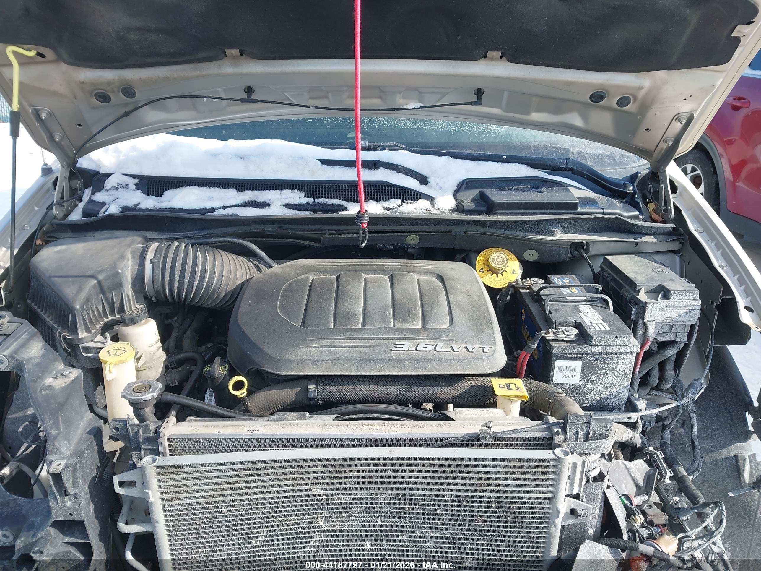 CHRYSLER TOWN image 10