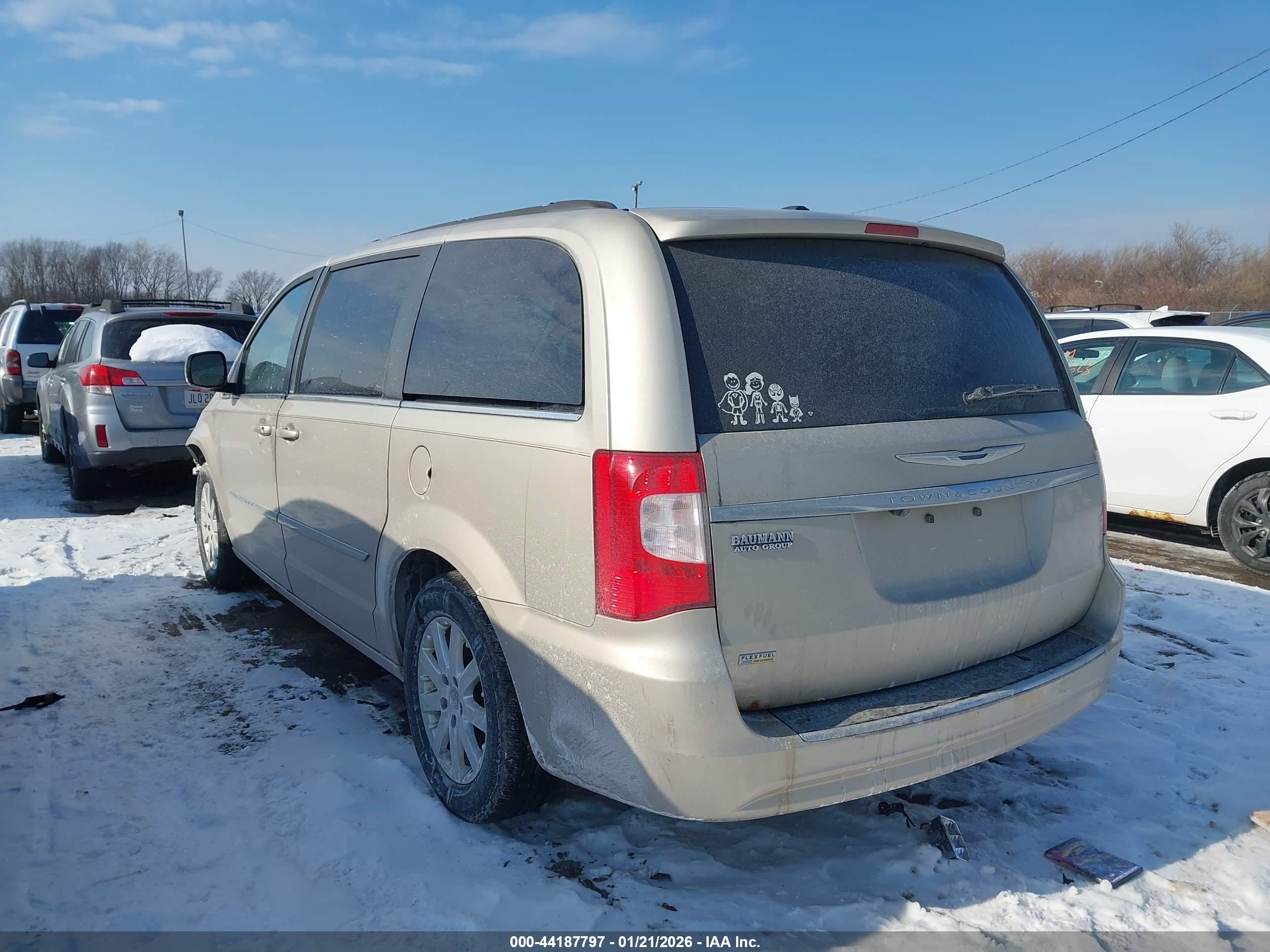 CHRYSLER TOWN image 3