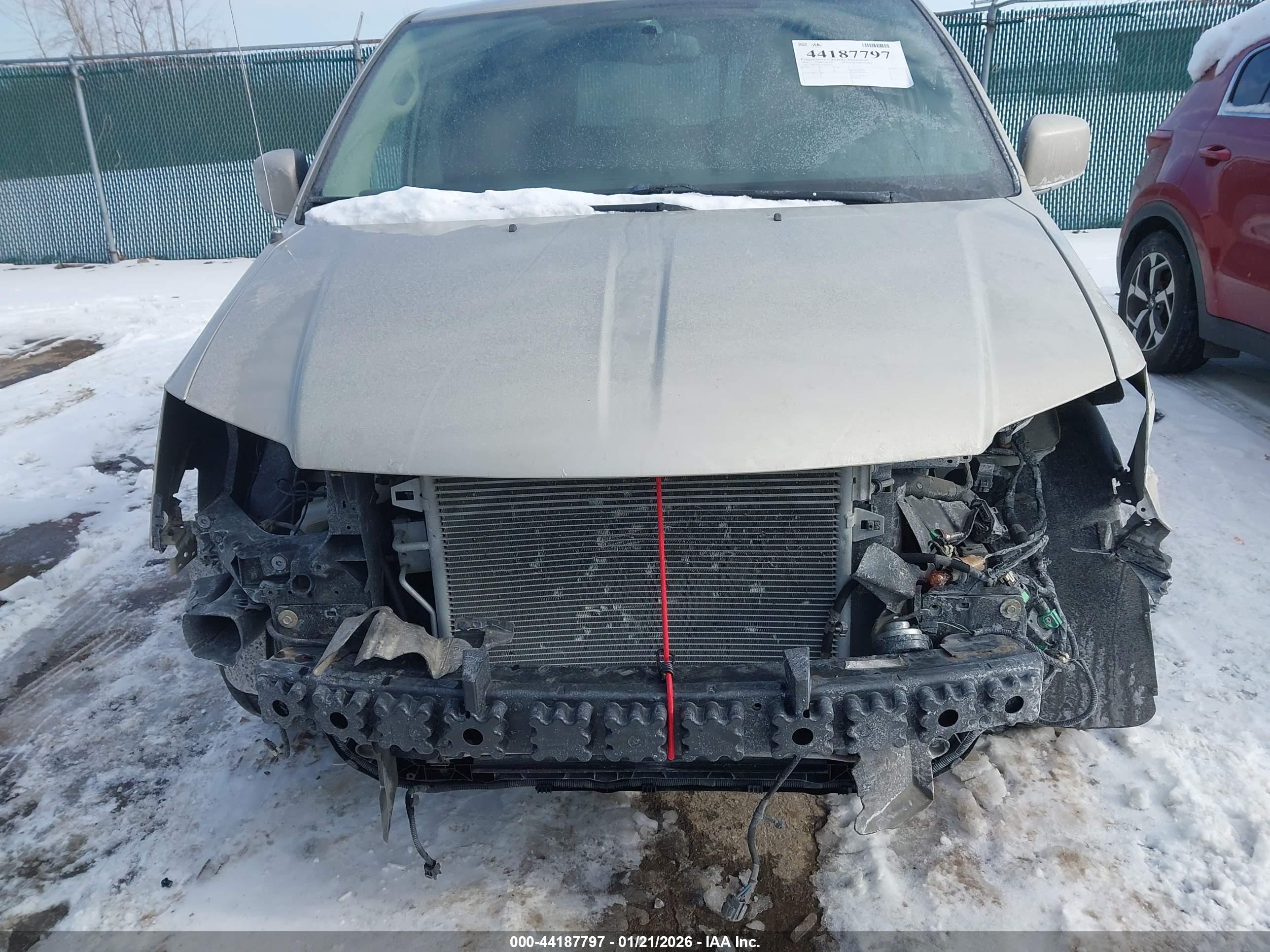CHRYSLER TOWN image 6