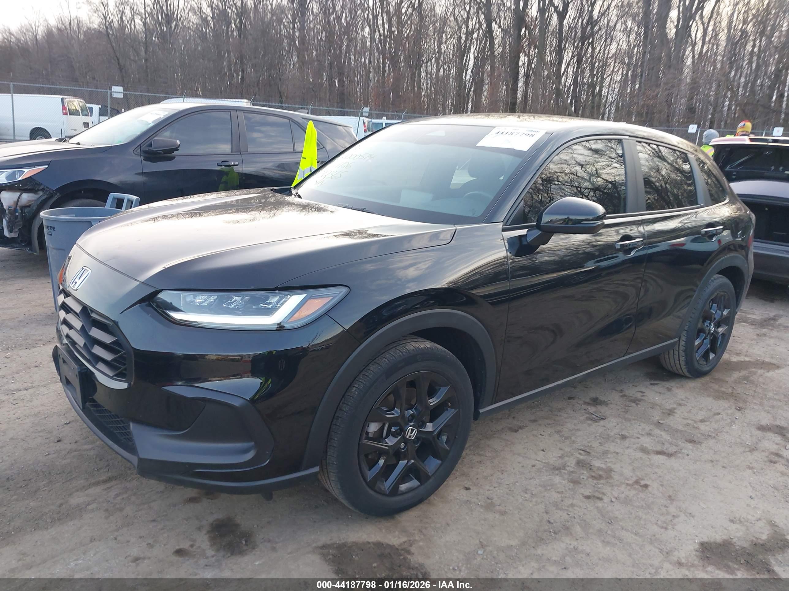 HONDA HR-V image 2