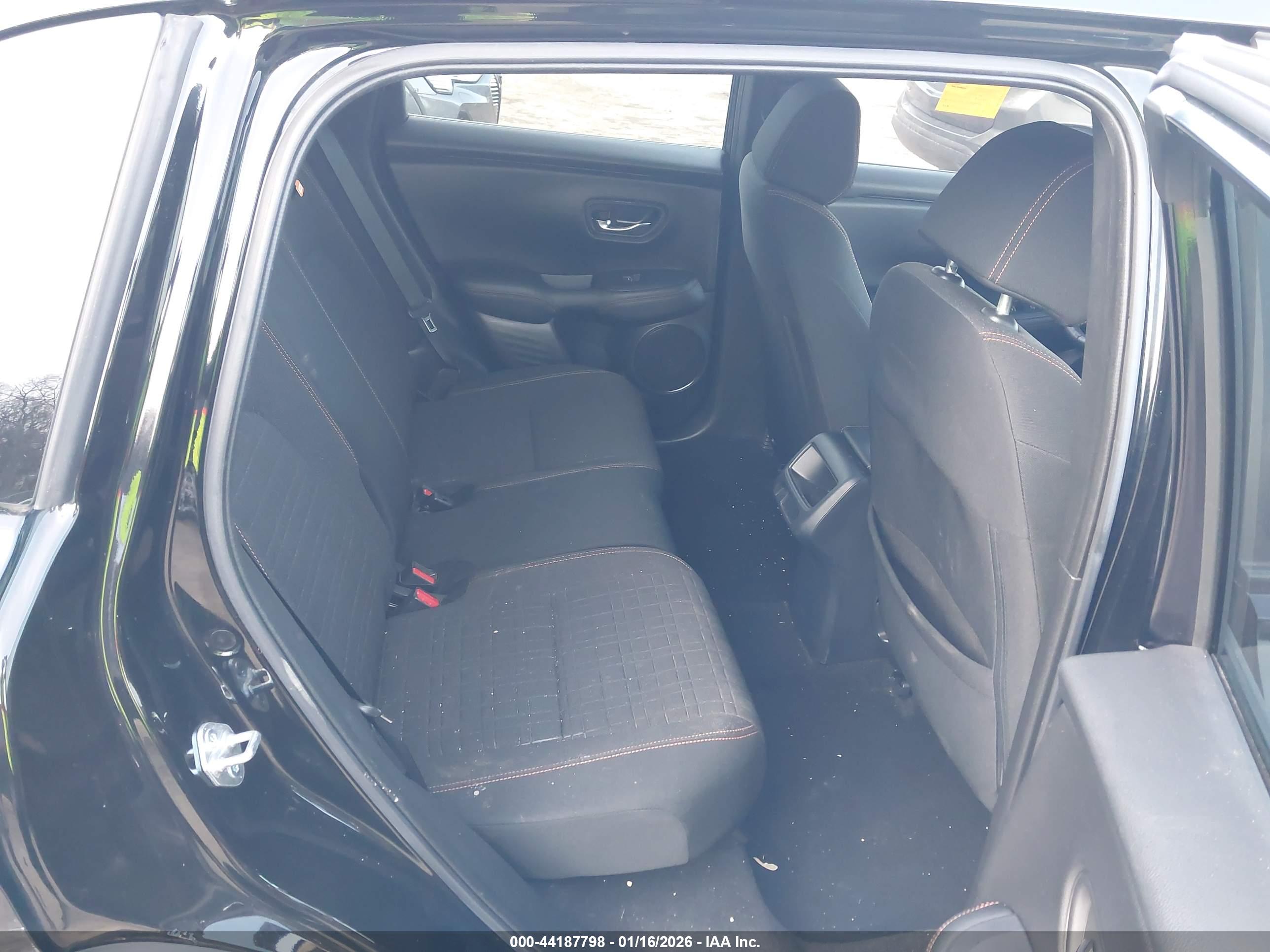 HONDA HR-V image 8