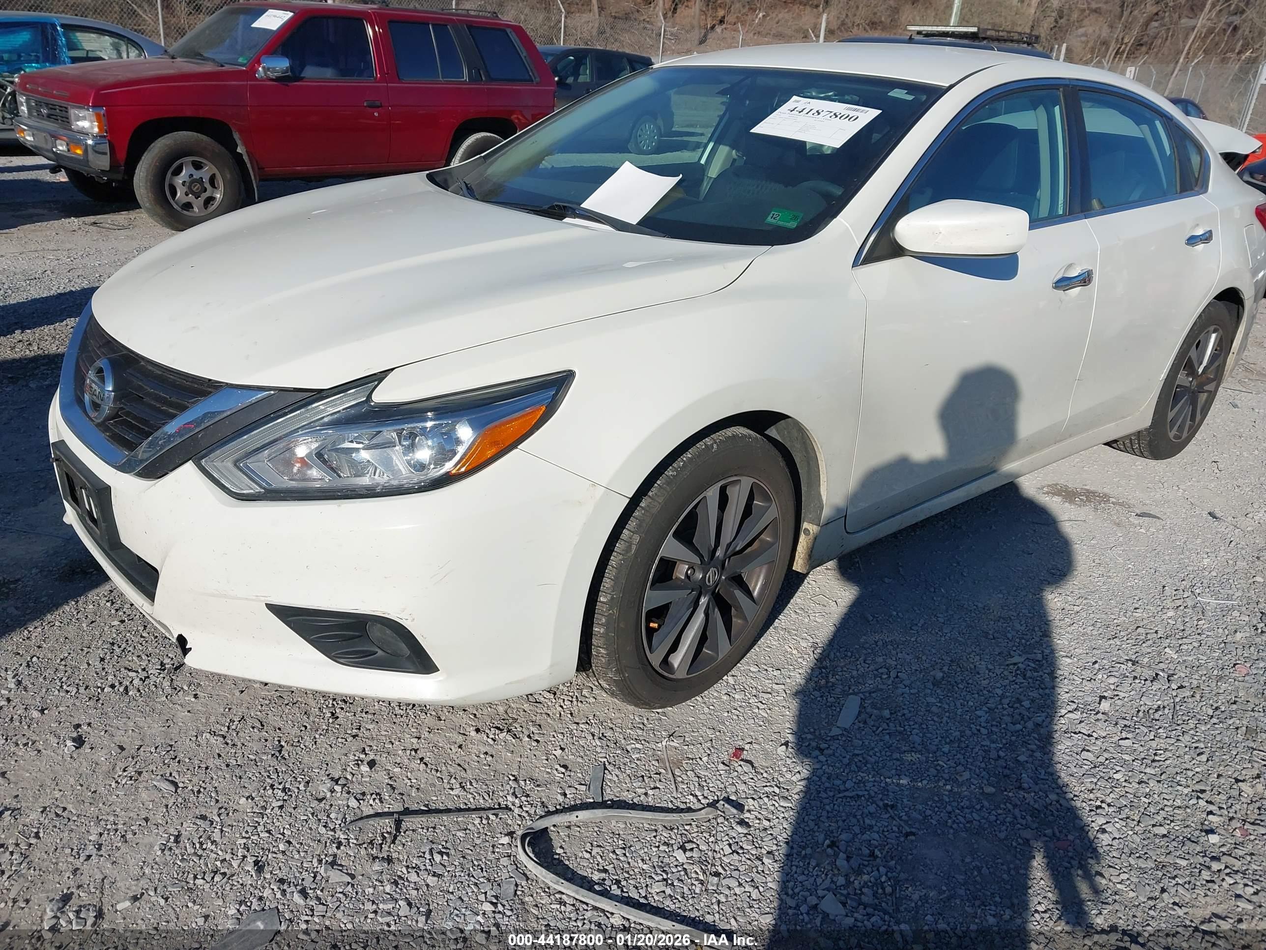 NISSAN ALTIMA image 2