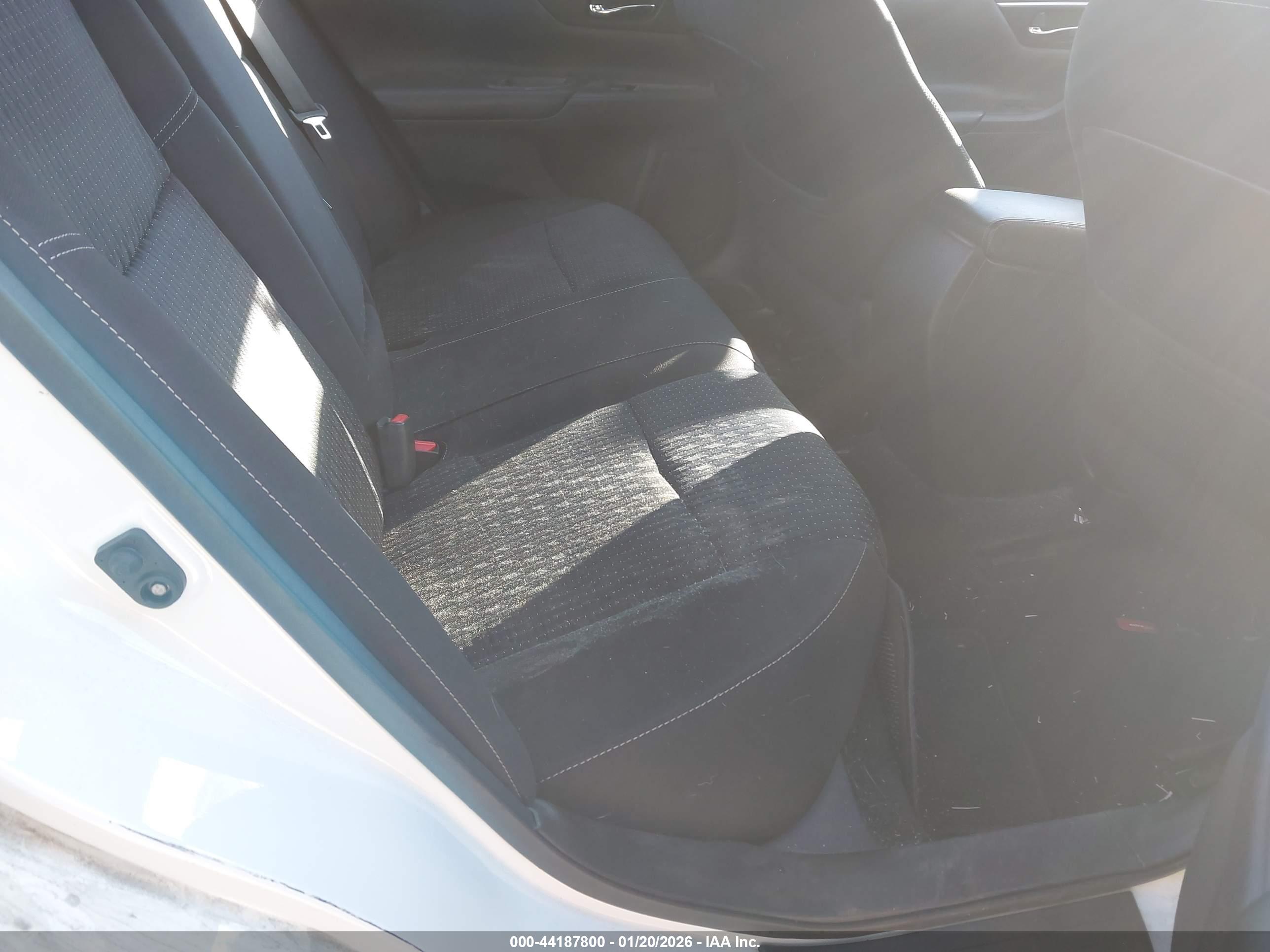 NISSAN ALTIMA image 8
