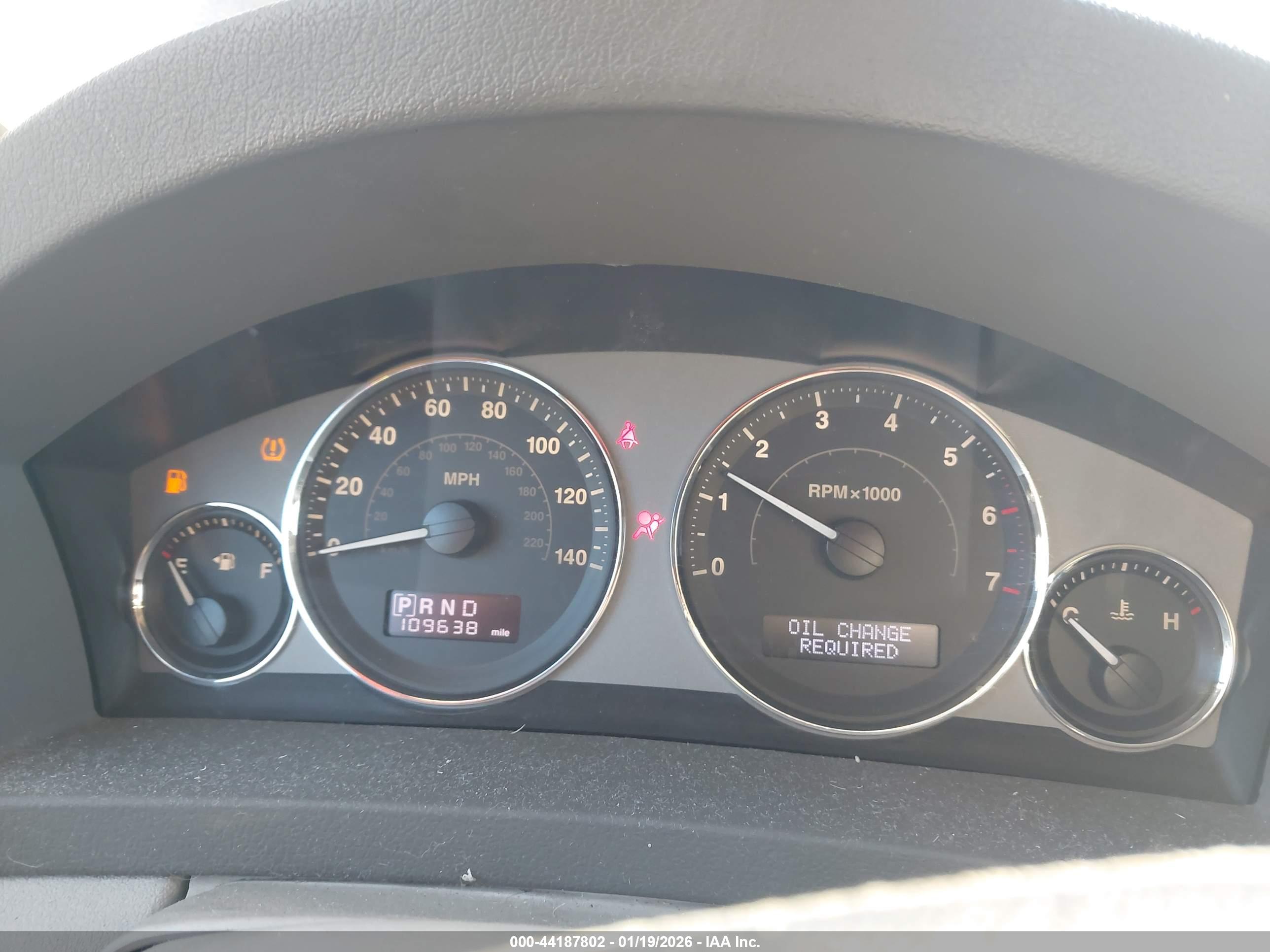 JEEP GRAND image 7