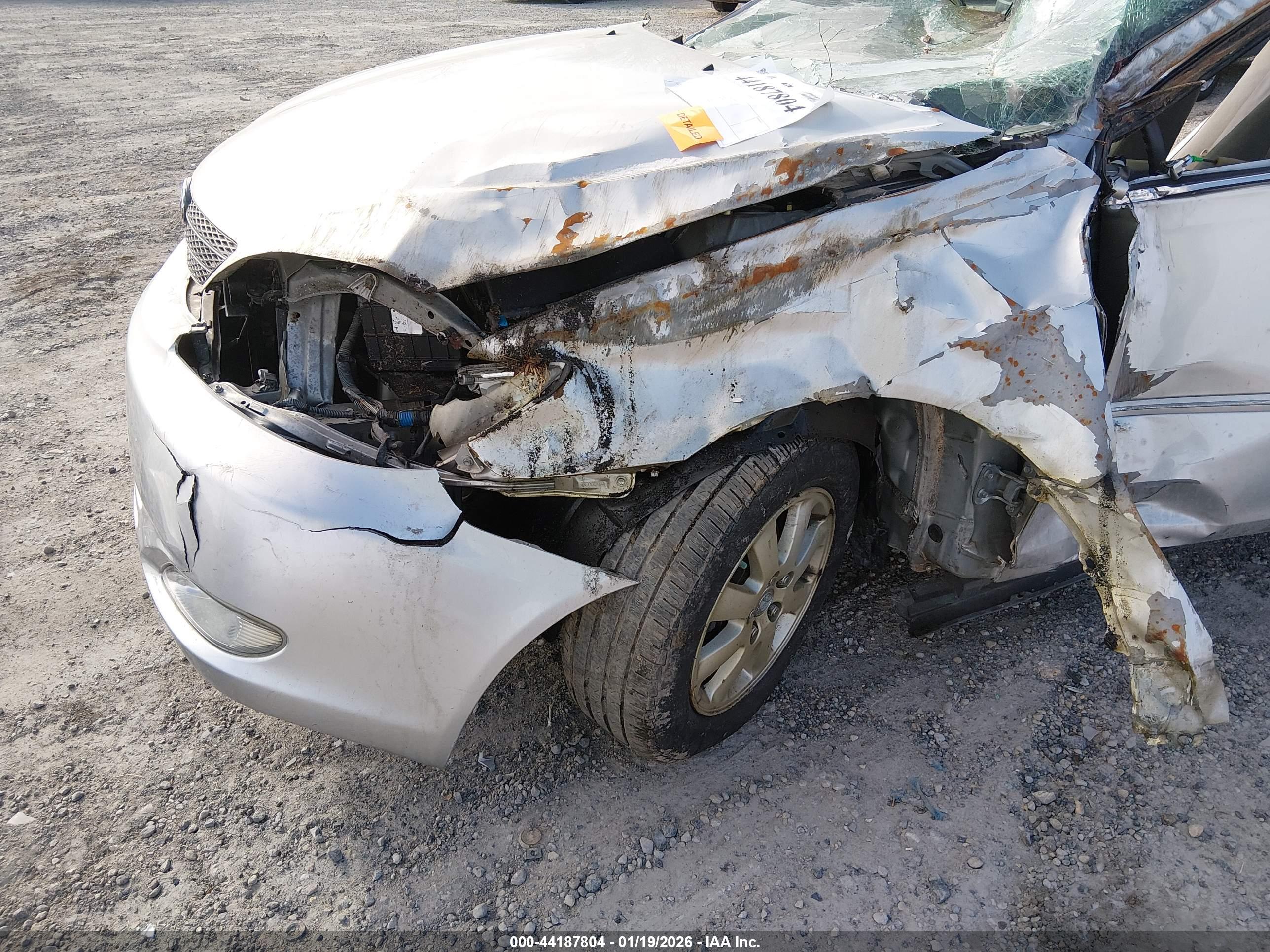 TOYOTA CAMRY image 6