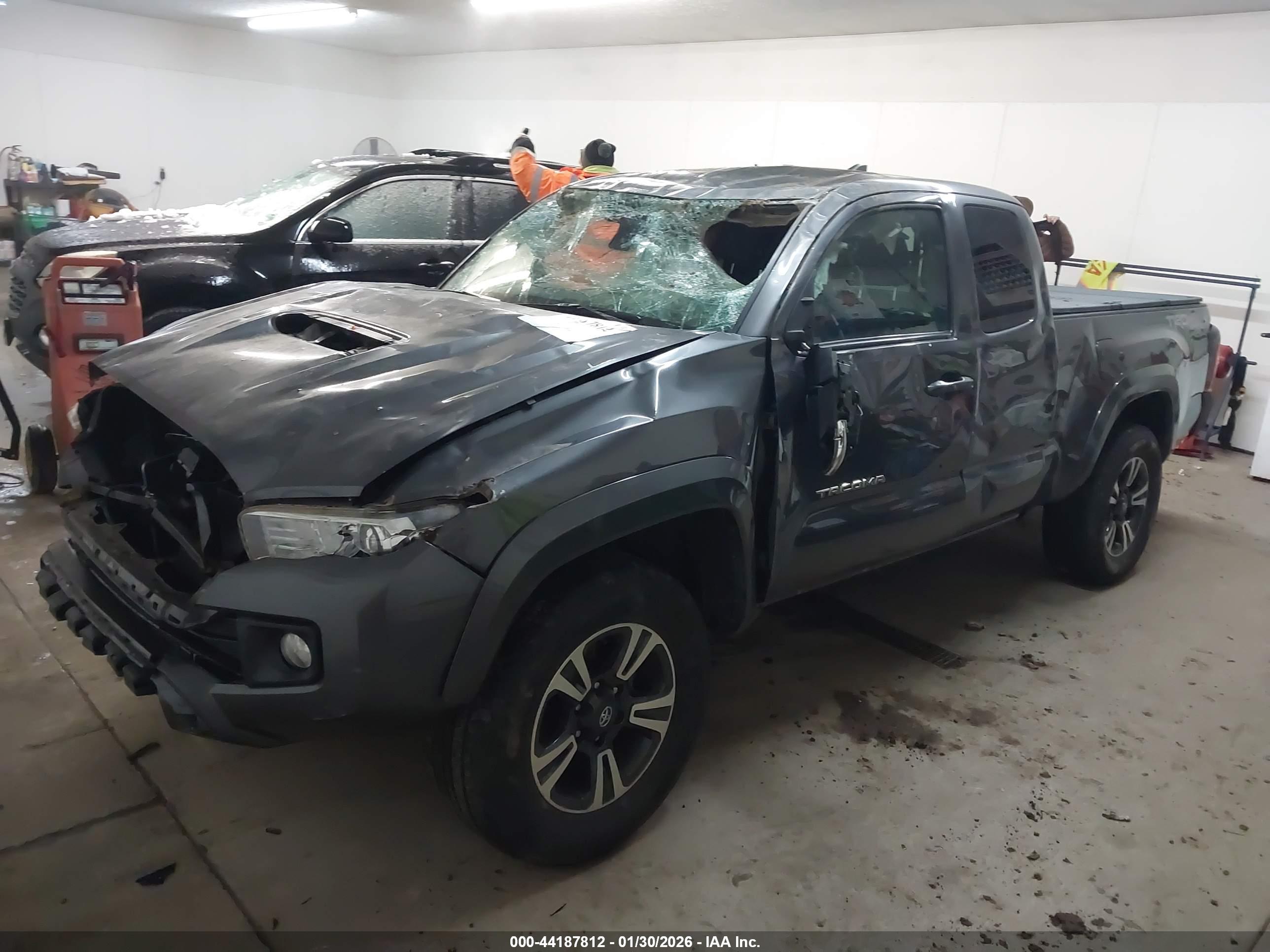 TOYOTA TACOMA image 2