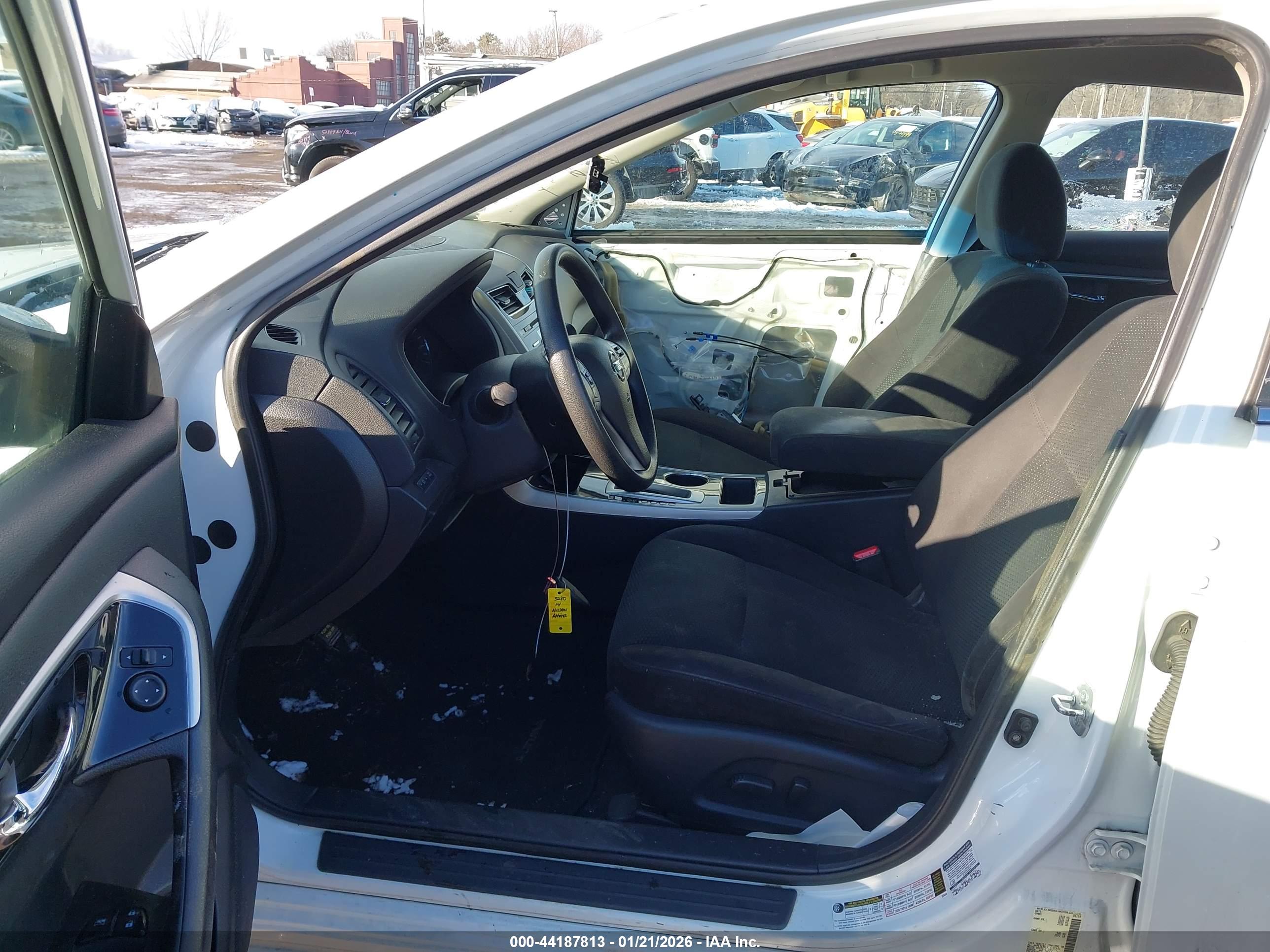 NISSAN ALTIMA image 5