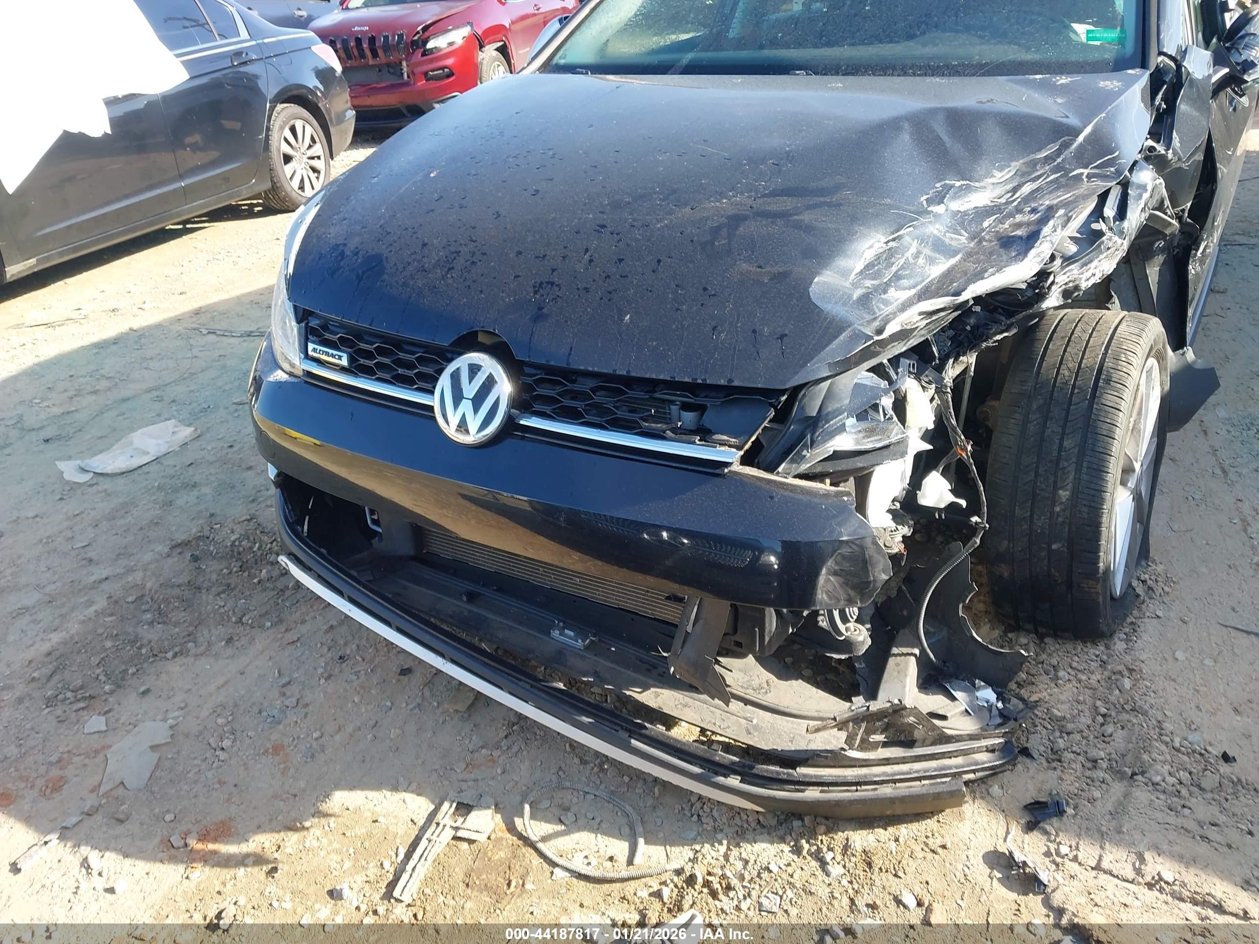 VOLKSWAGEN GOLF image 6