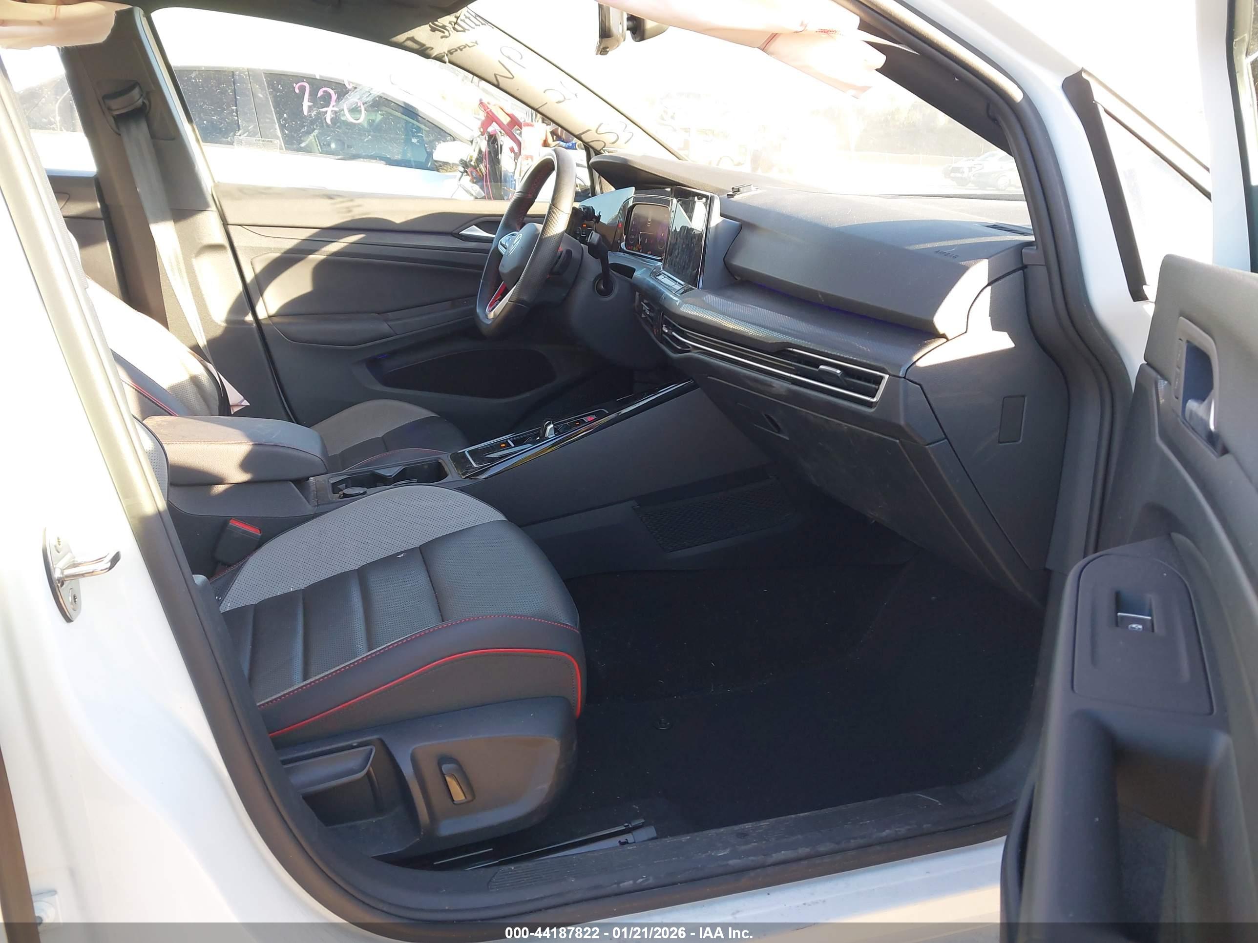 VOLKSWAGEN GOLF image 5