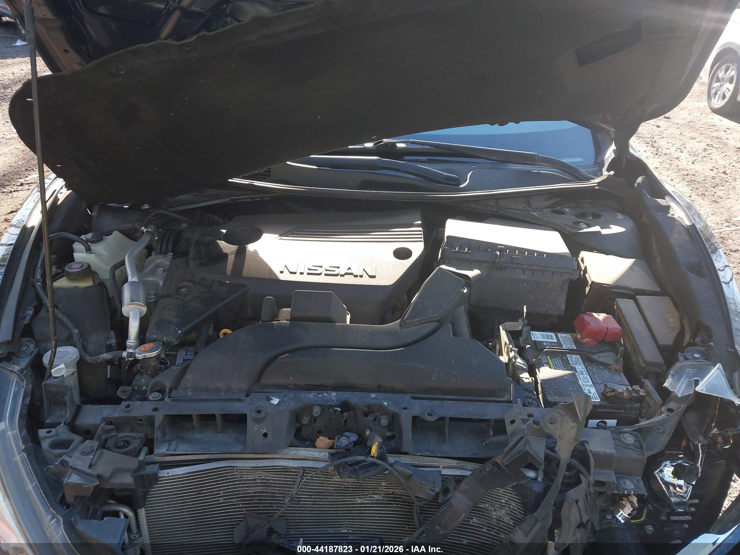 NISSAN ALTIMA image 10