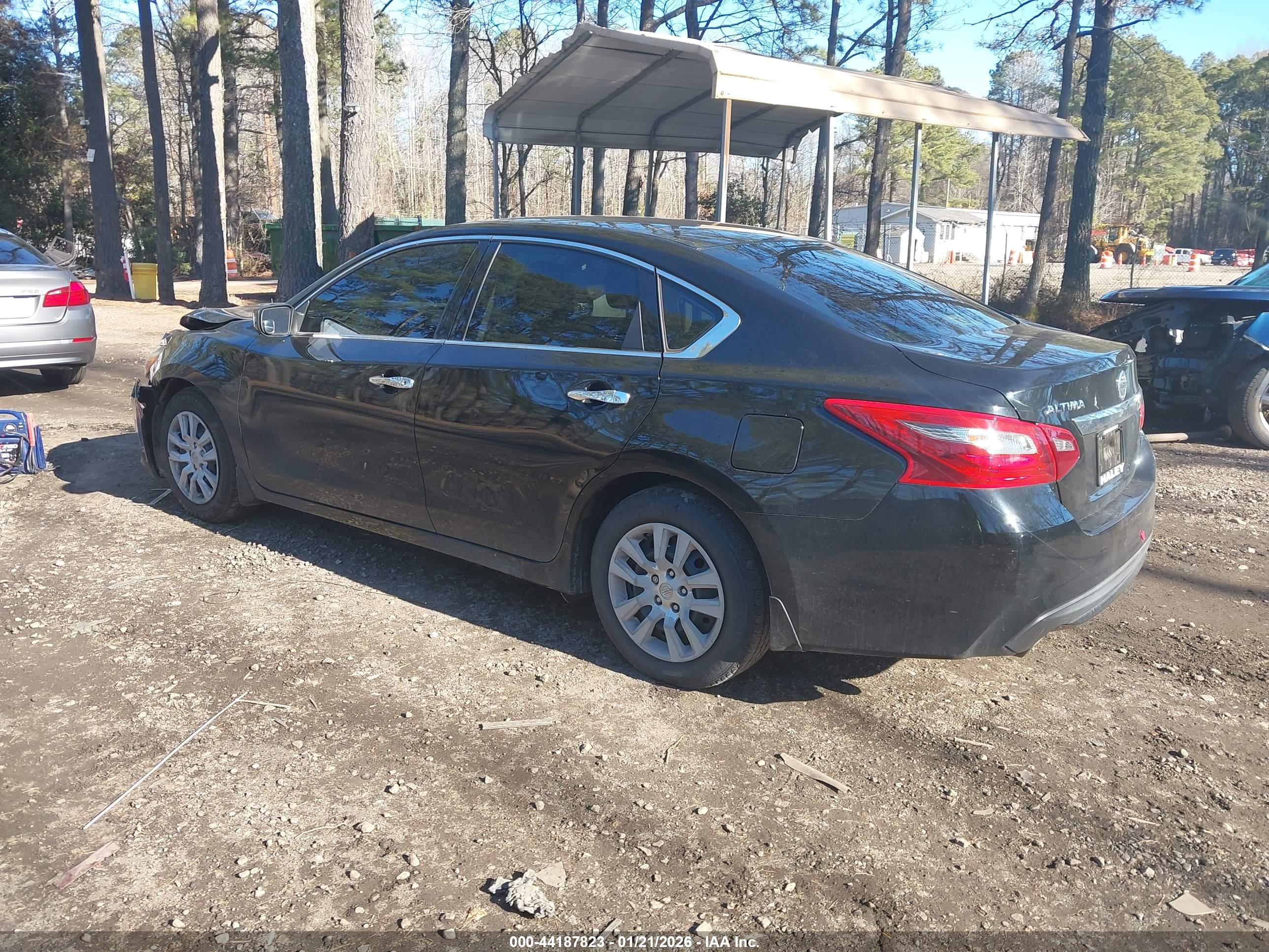NISSAN ALTIMA image 3