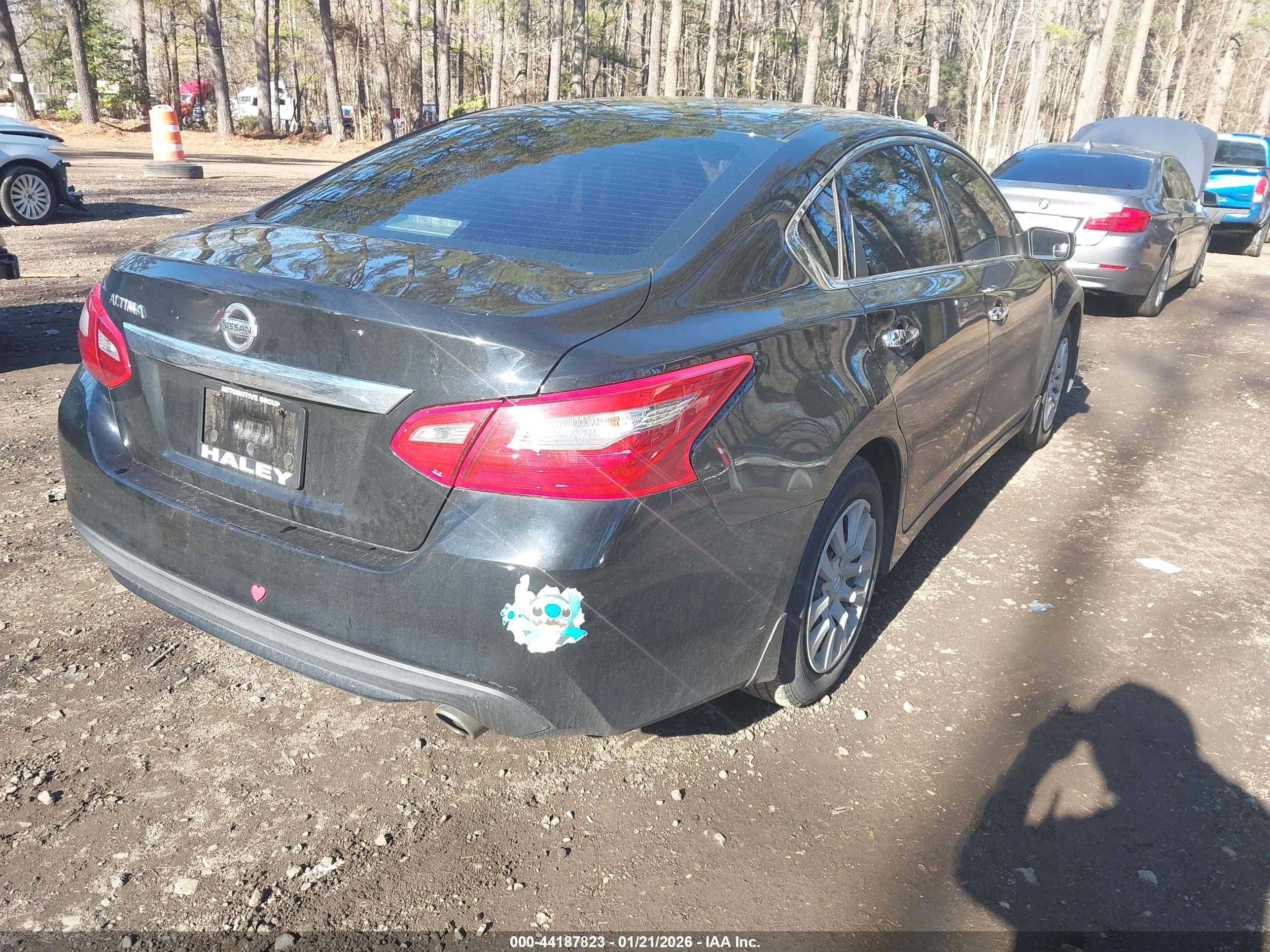 NISSAN ALTIMA image 4