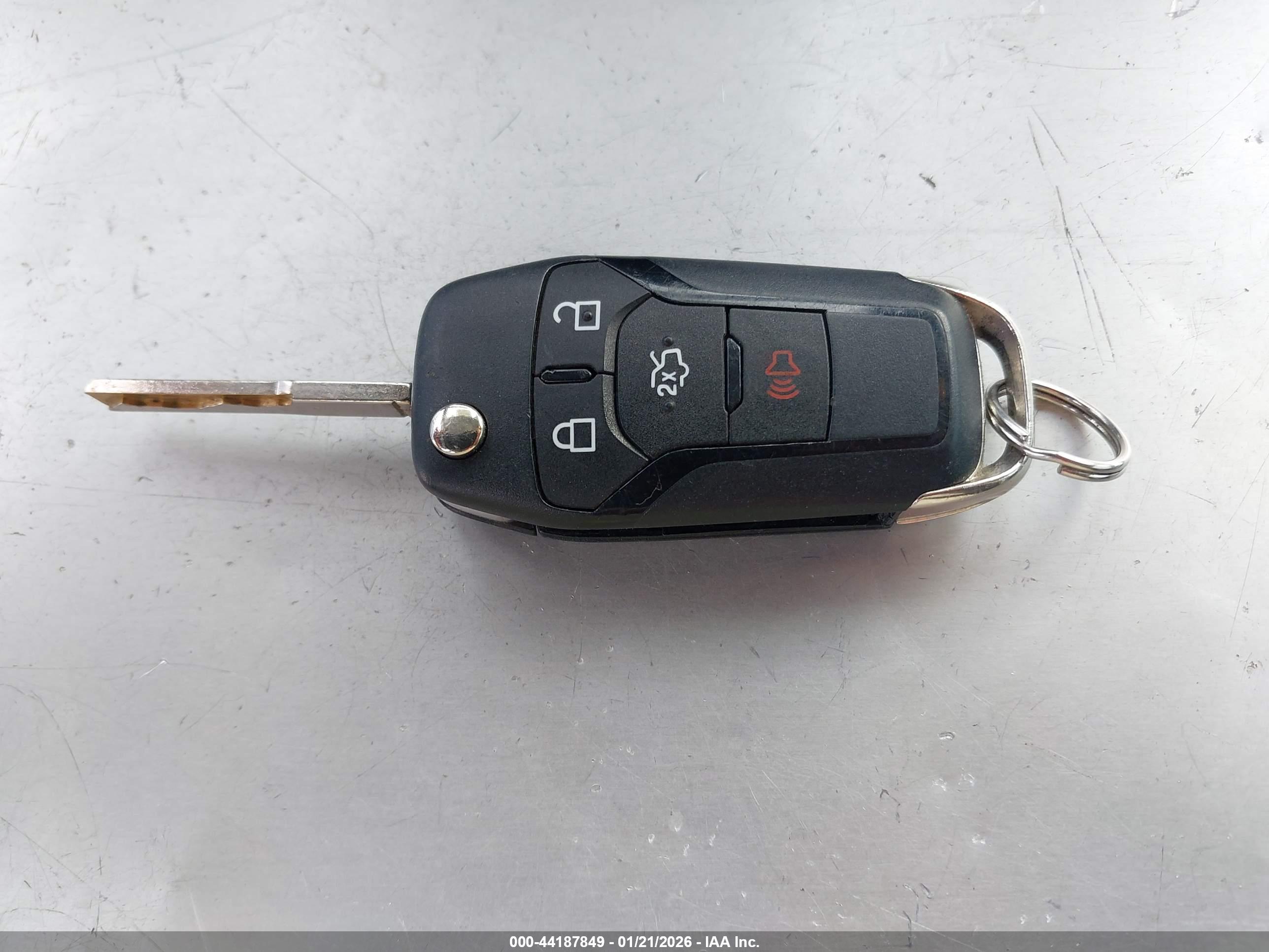 FORD TRANSIT image 11