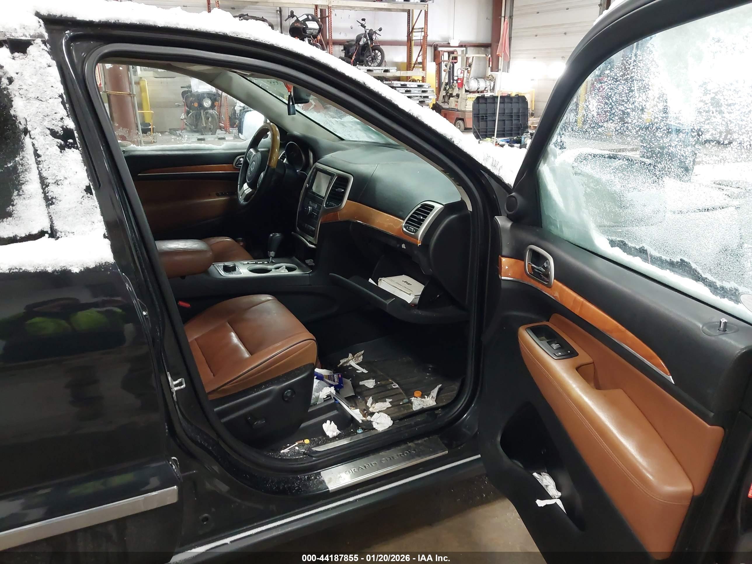 JEEP GRAND image 5