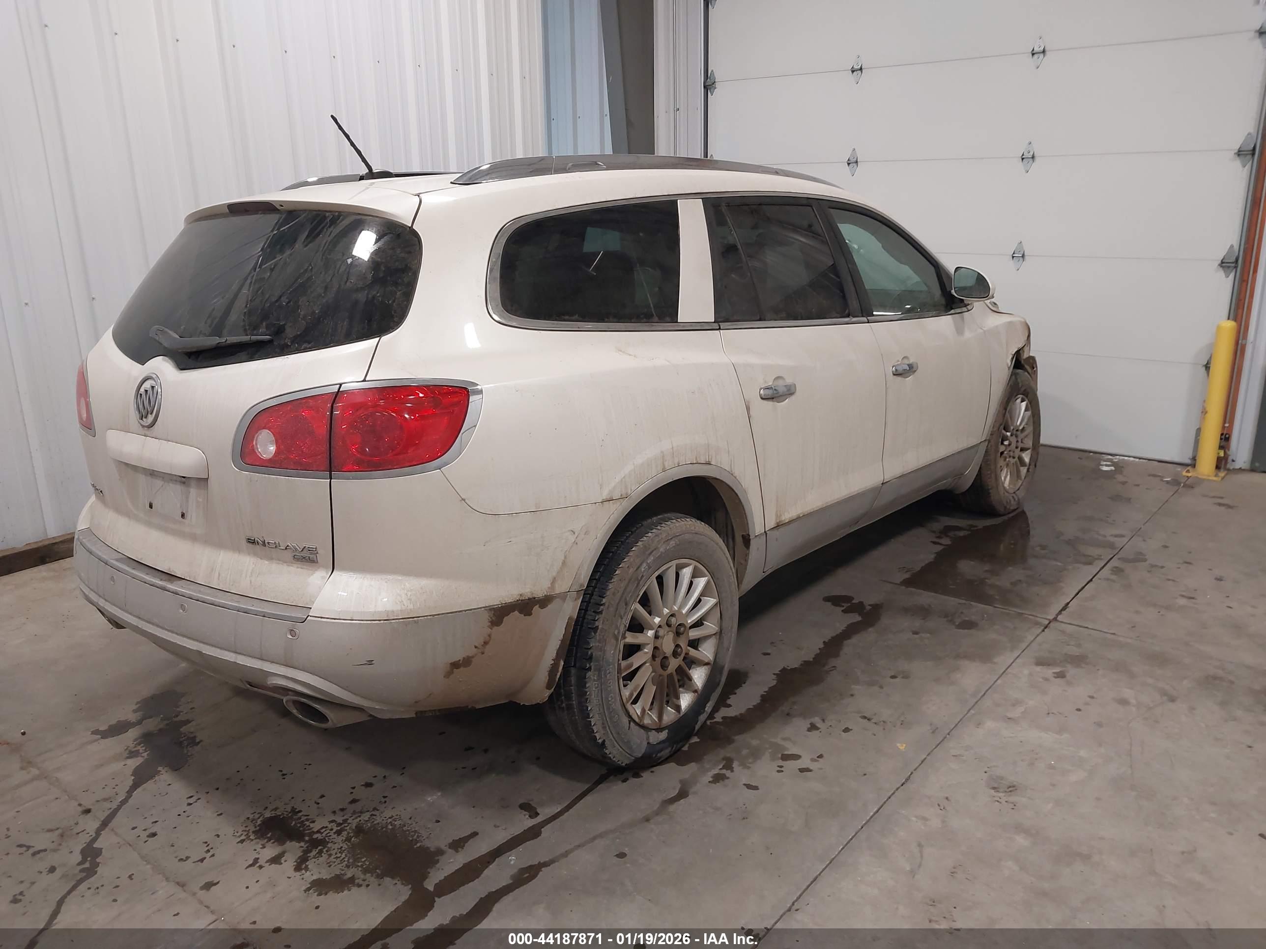BUICK ENCLAVE image 4